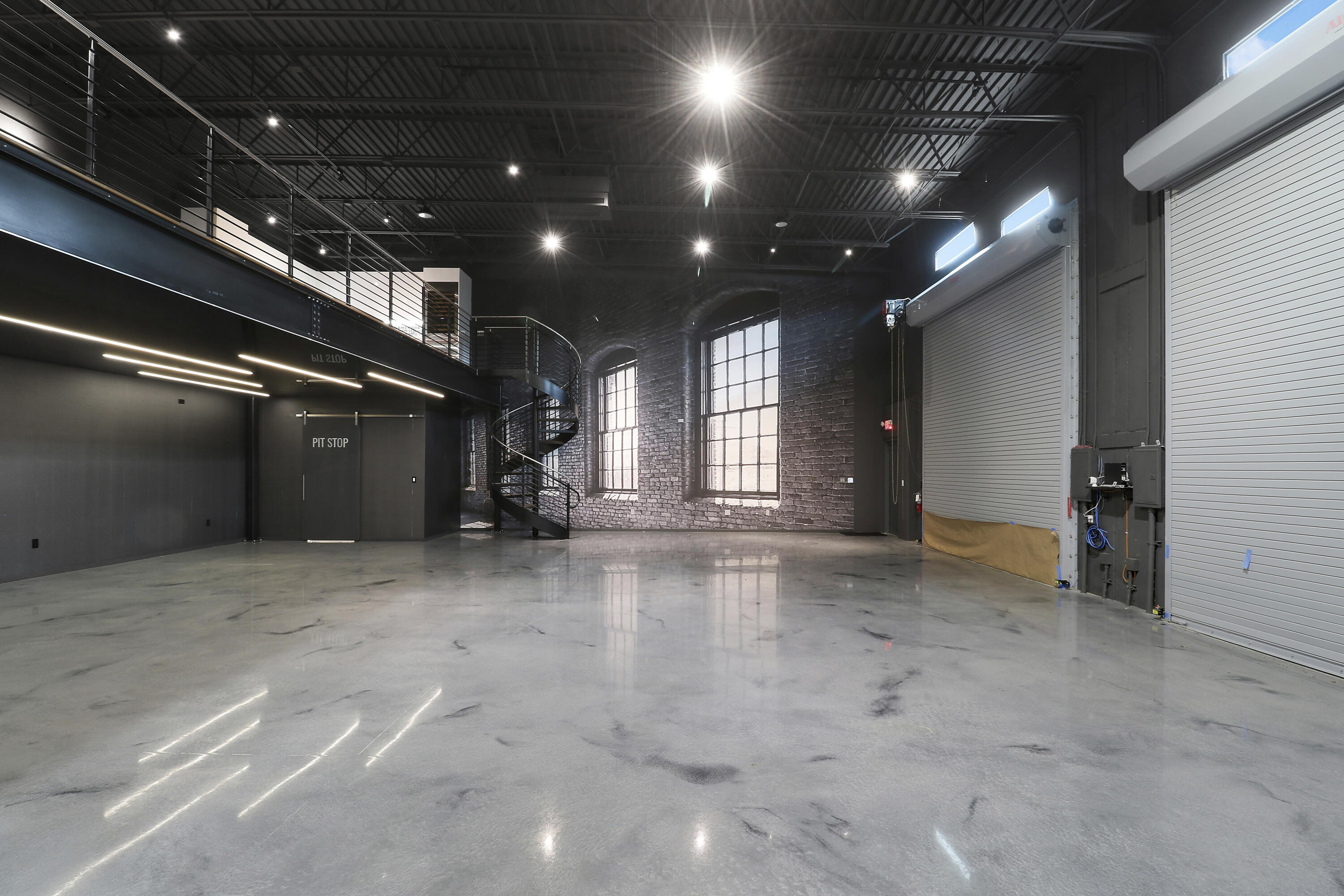 7210 Haverhill Business Parkway 31 & 32