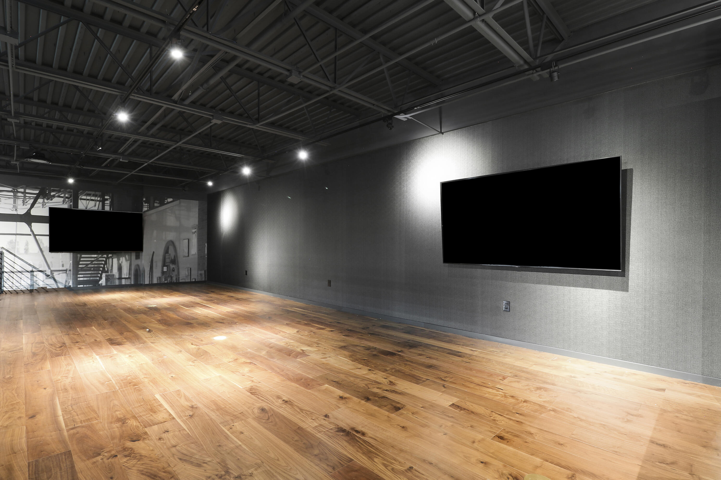 7210 Haverhill Business Parkway 31 & 32