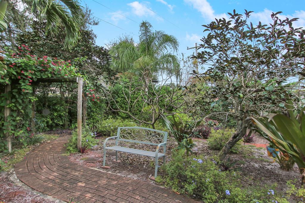 713 Nighthawk Way
