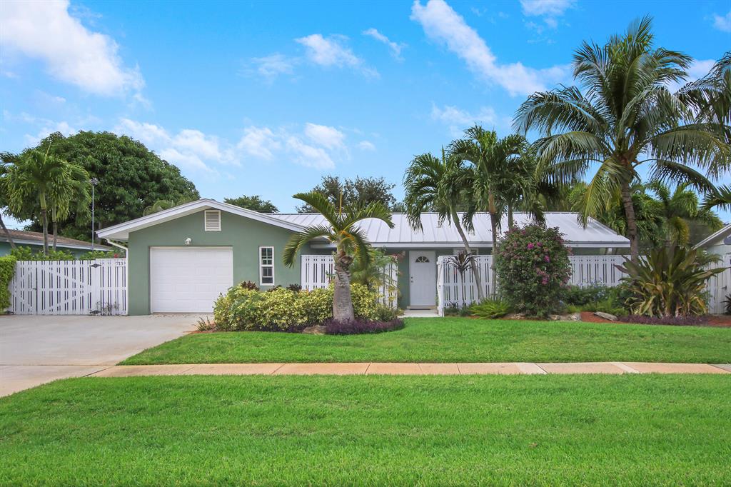 713 Nighthawk Way