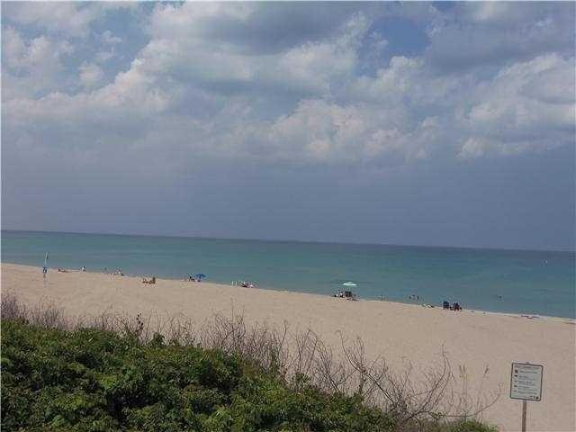 175 Gardenia Isles Drive