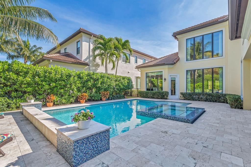 175 Gardenia Isles Drive
