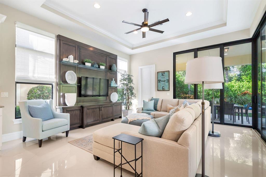 175 Gardenia Isles Drive