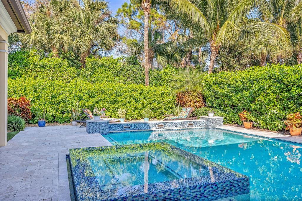 175 Gardenia Isles Drive