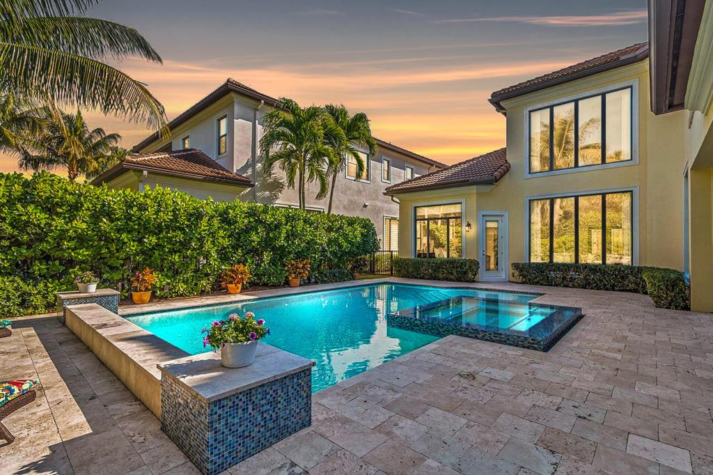 175 Gardenia Isles Drive