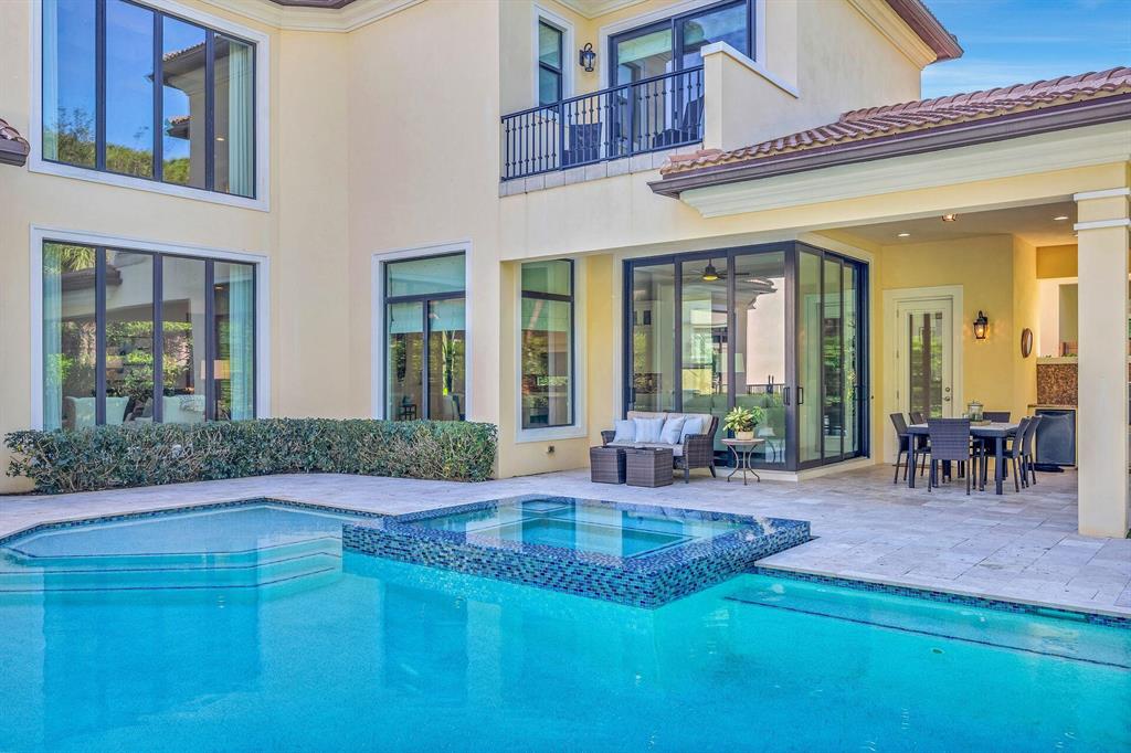 175 Gardenia Isles Drive