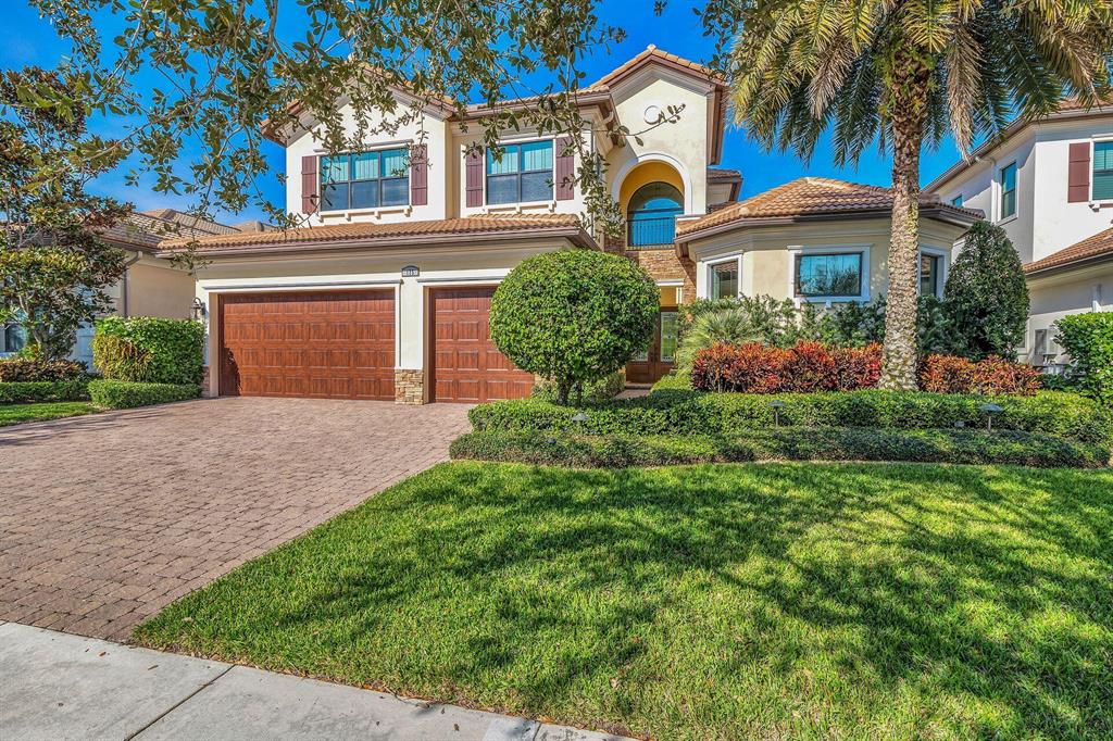175 Gardenia Isles Drive