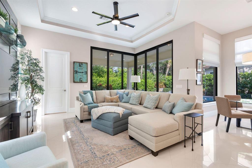 175 Gardenia Isles Drive