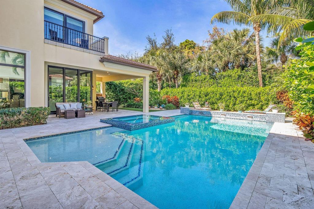 175 Gardenia Isles Drive