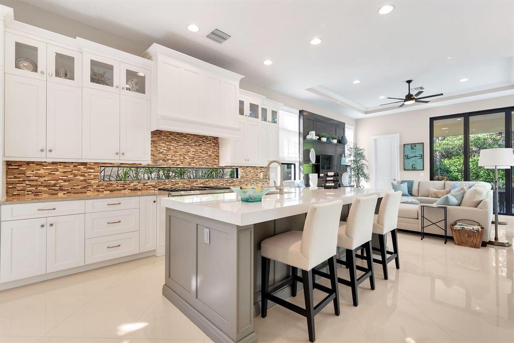175 Gardenia Isles Drive