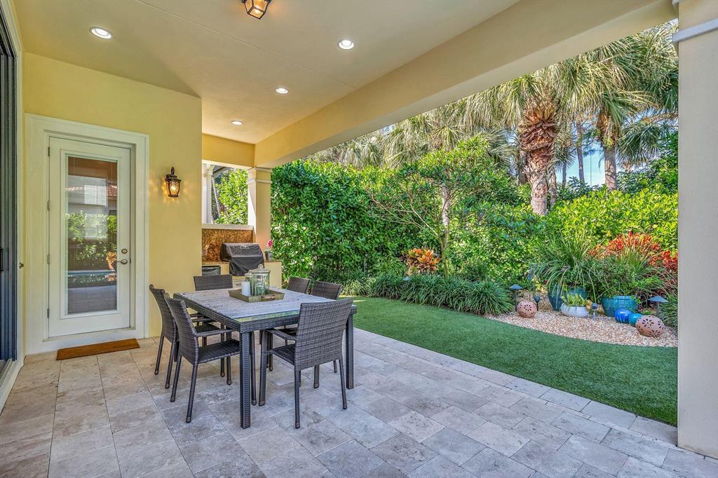 175 Gardenia Isles Drive