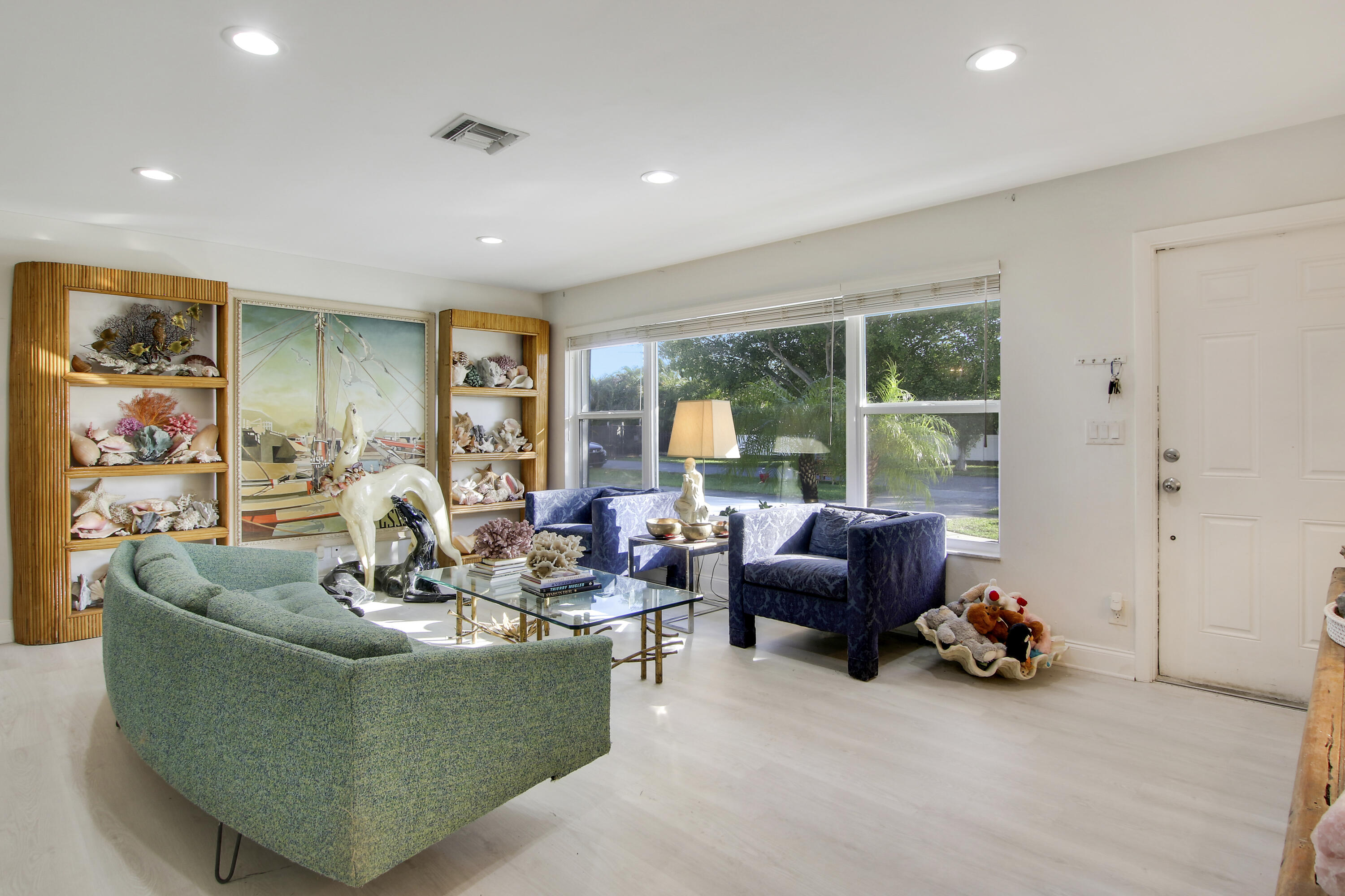 833 Westwind Drive
