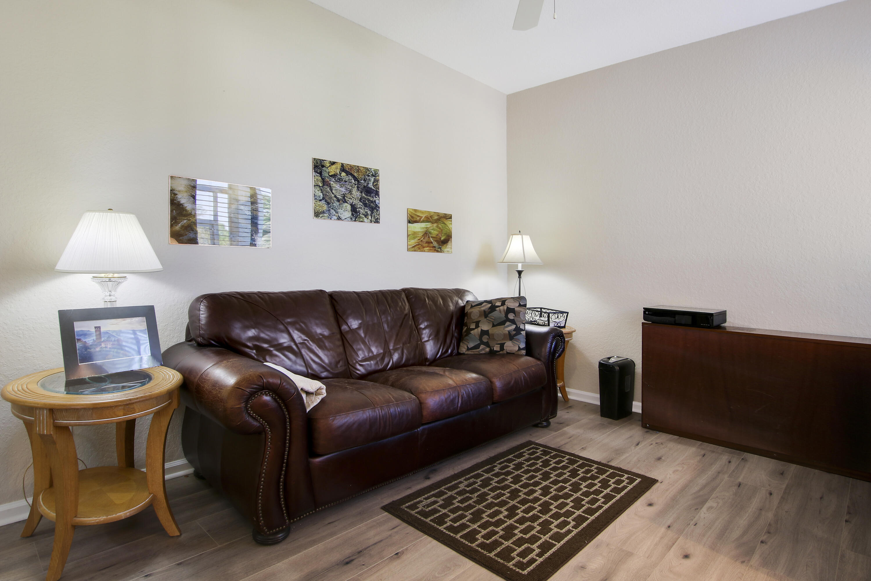 2725 Clipper Circle