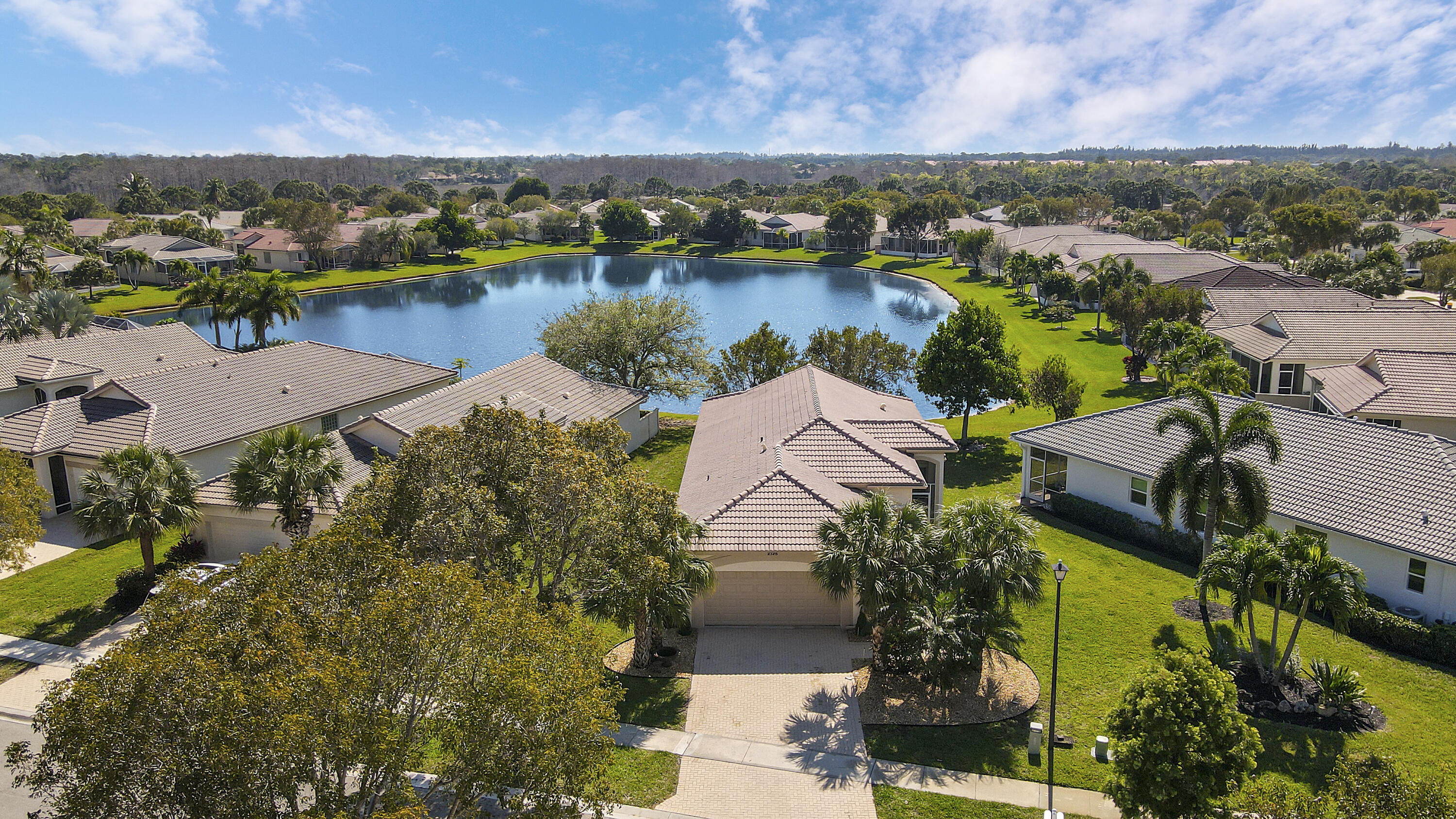 2725 Clipper Circle