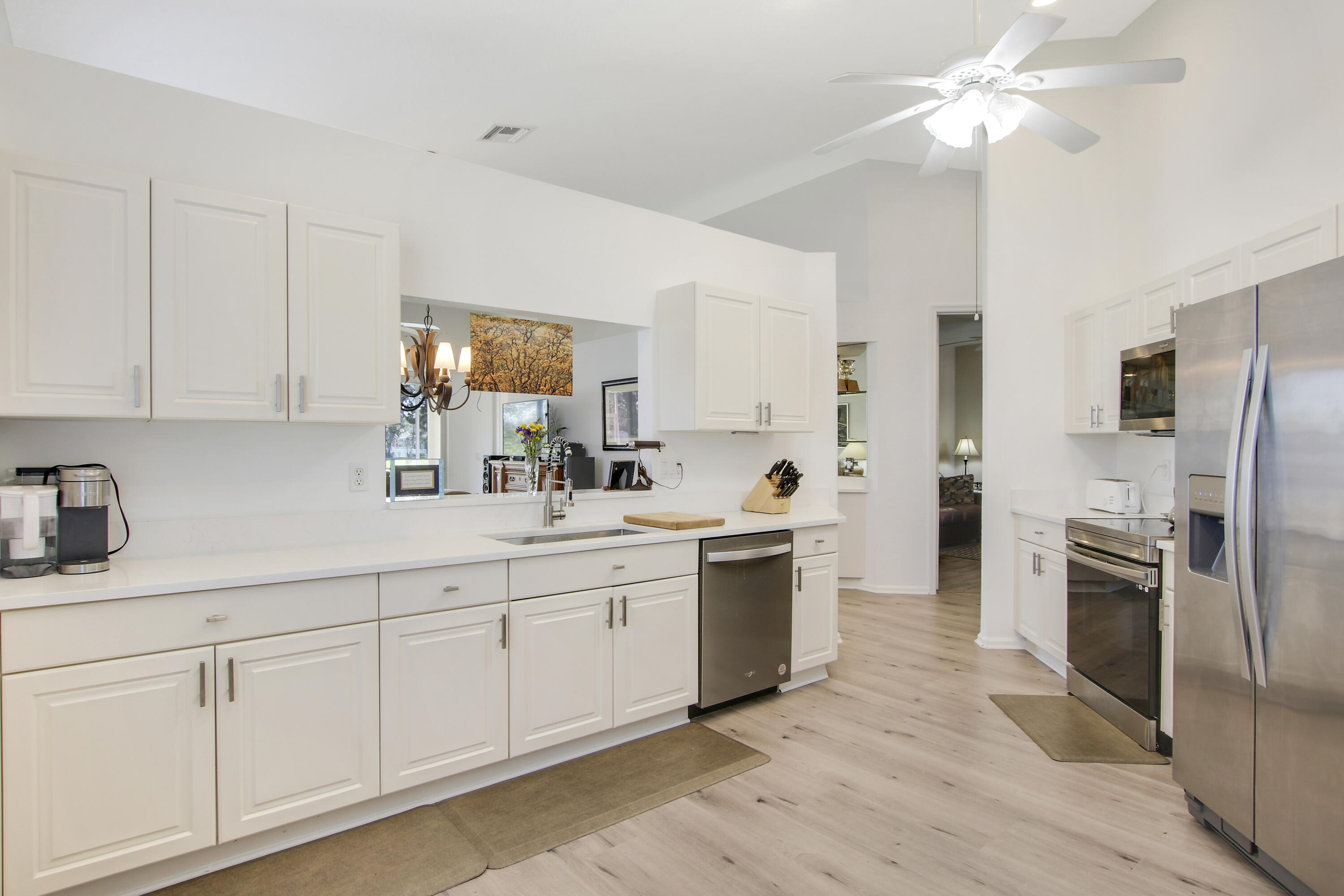 2725 Clipper Circle