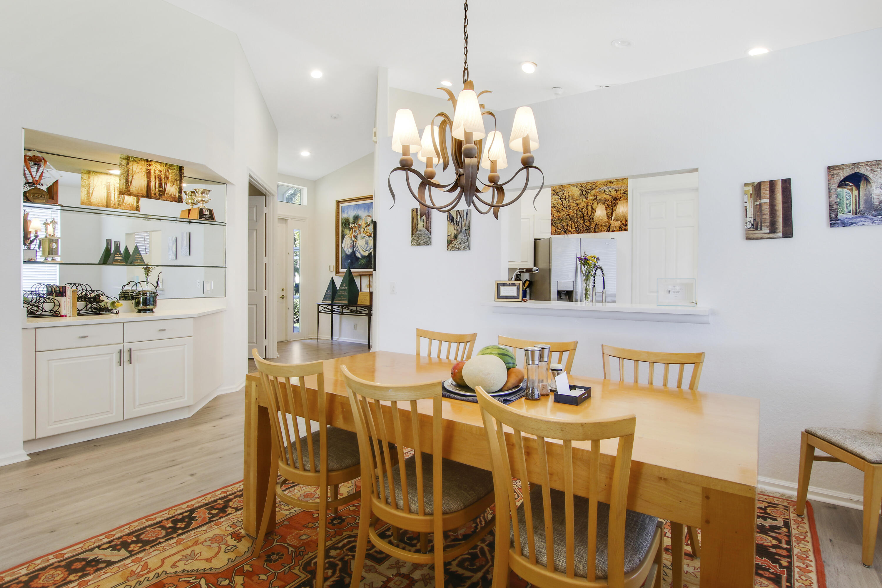 2725 Clipper Circle