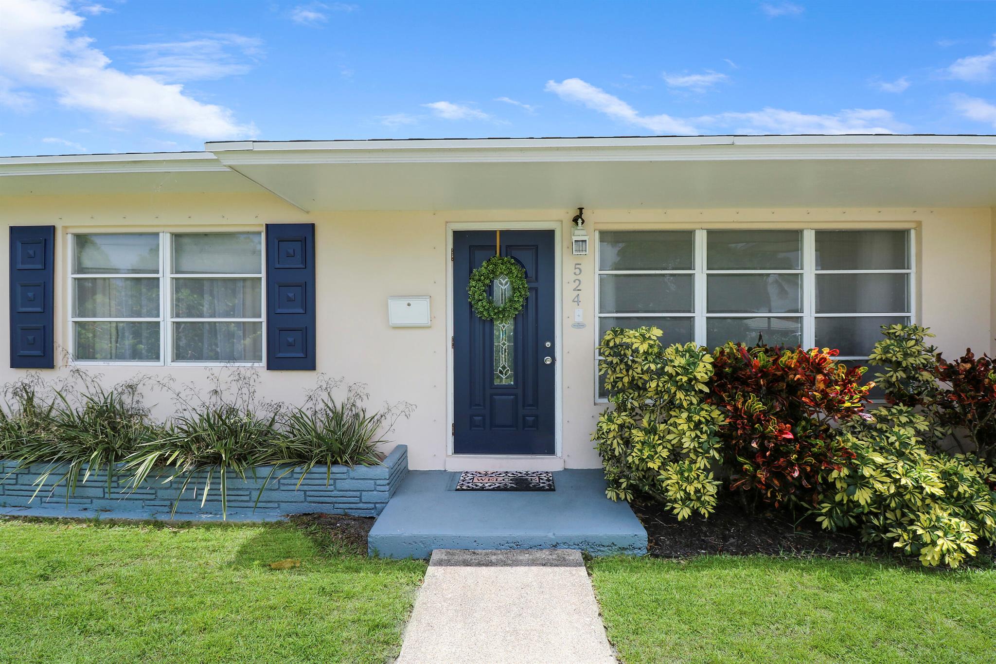 524 Lighthouse Drive