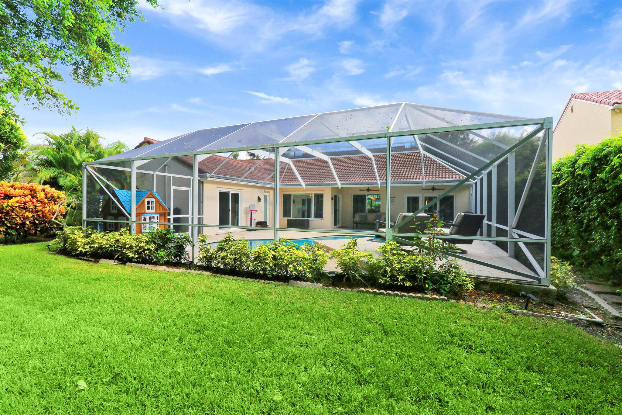 10261 Hunt Club Lane