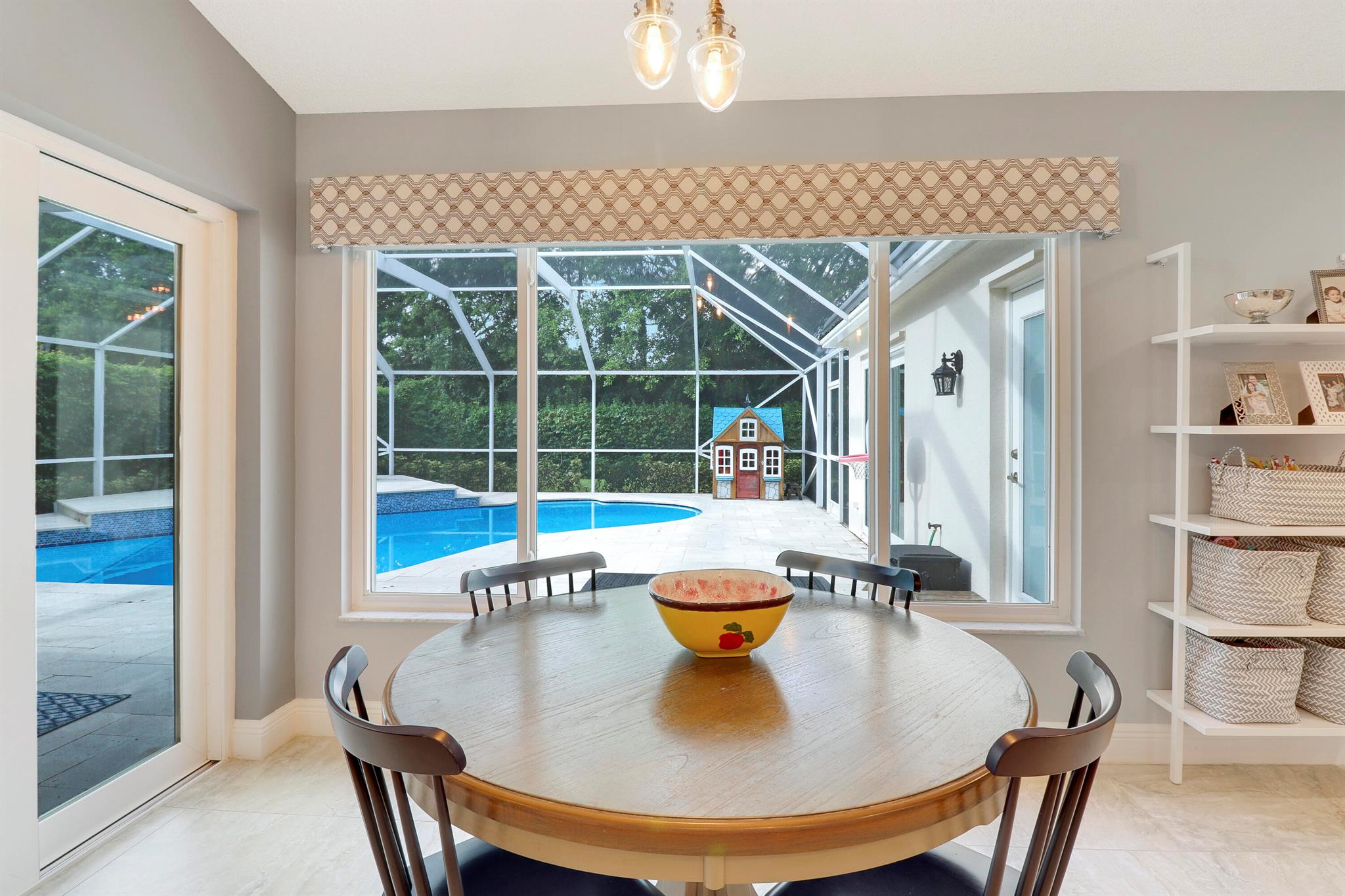 10261 Hunt Club Lane
