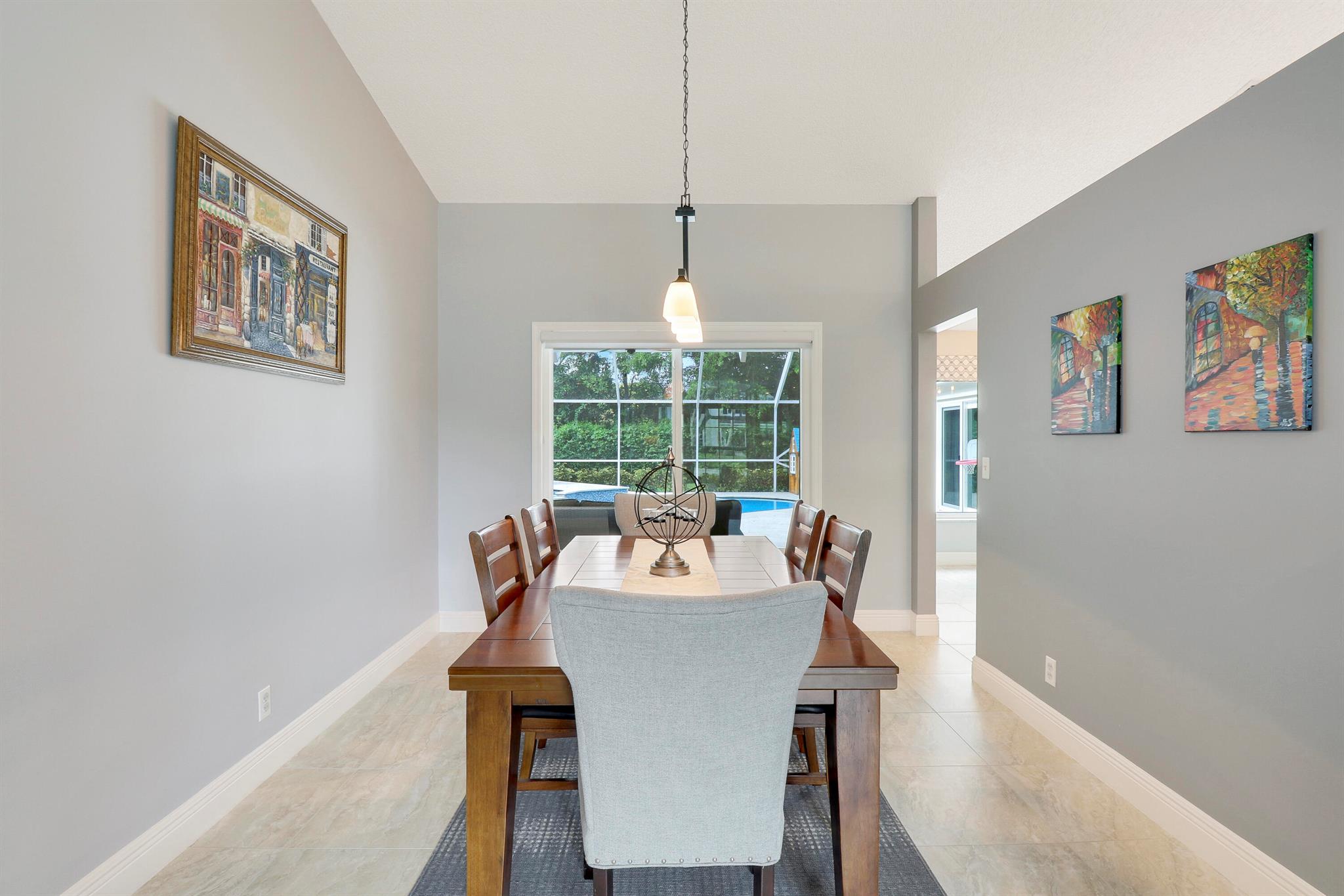 10261 Hunt Club Lane