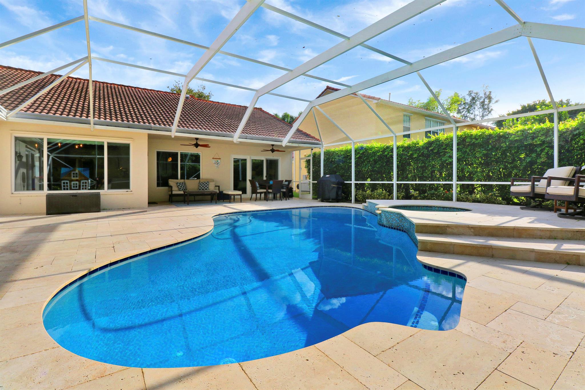 10261 Hunt Club Lane