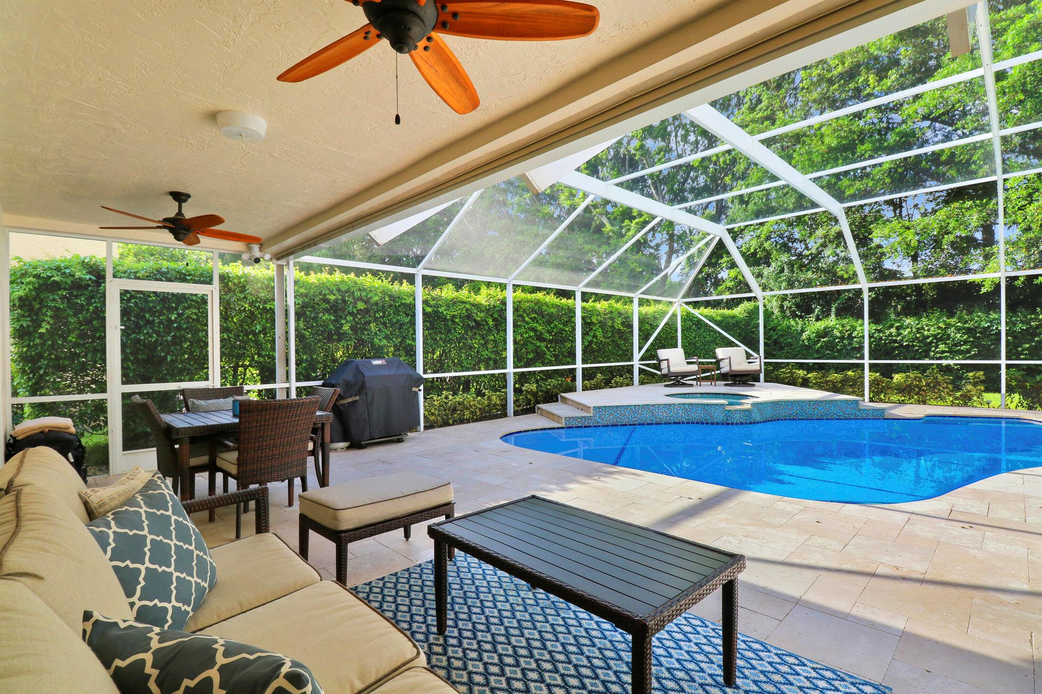 10261 Hunt Club Lane