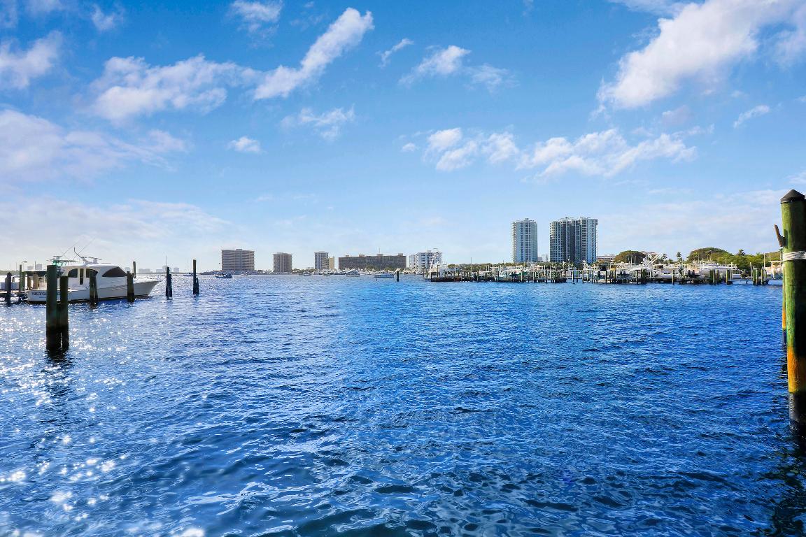 1959 Portage Landing S