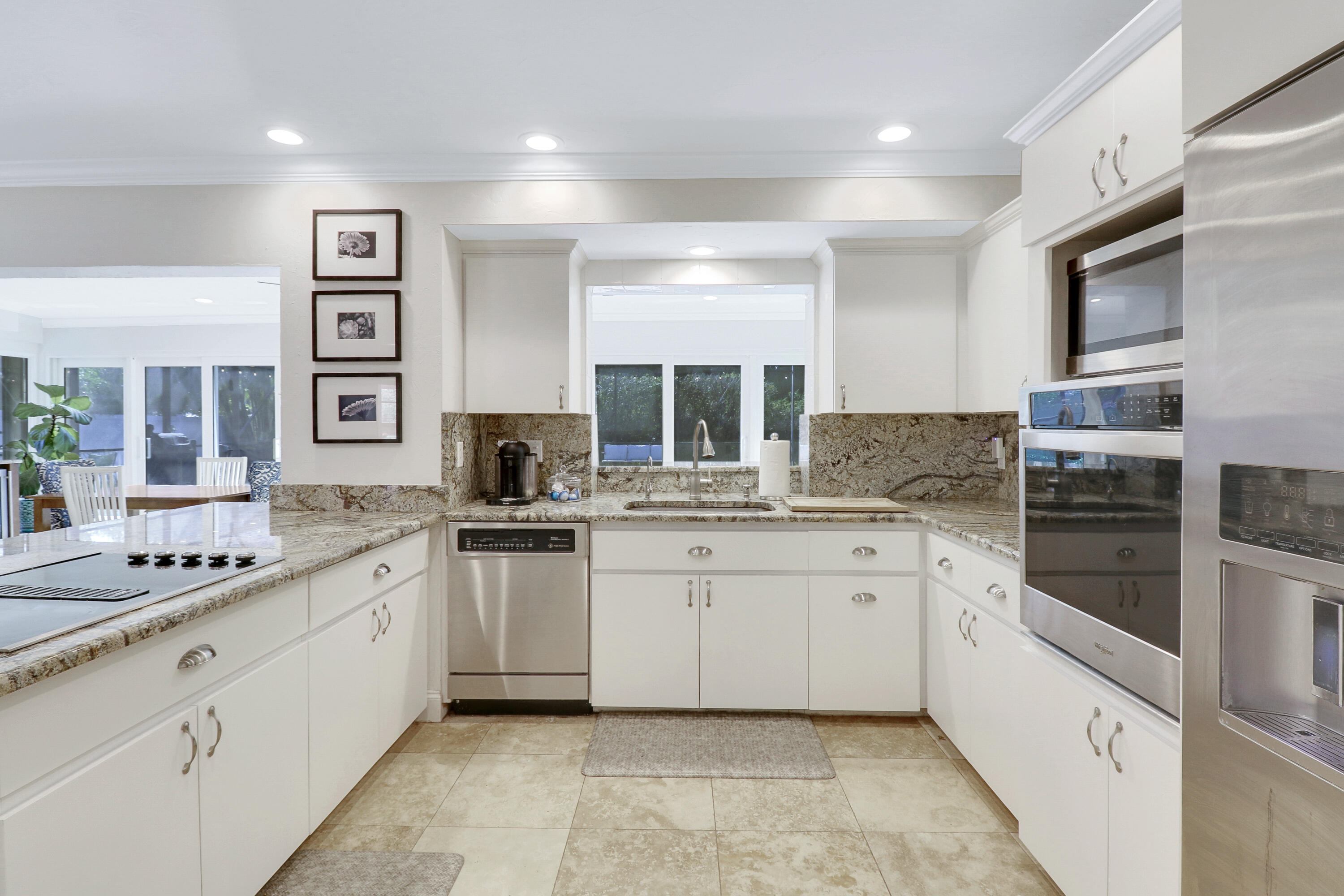 4624 Holly Drive
