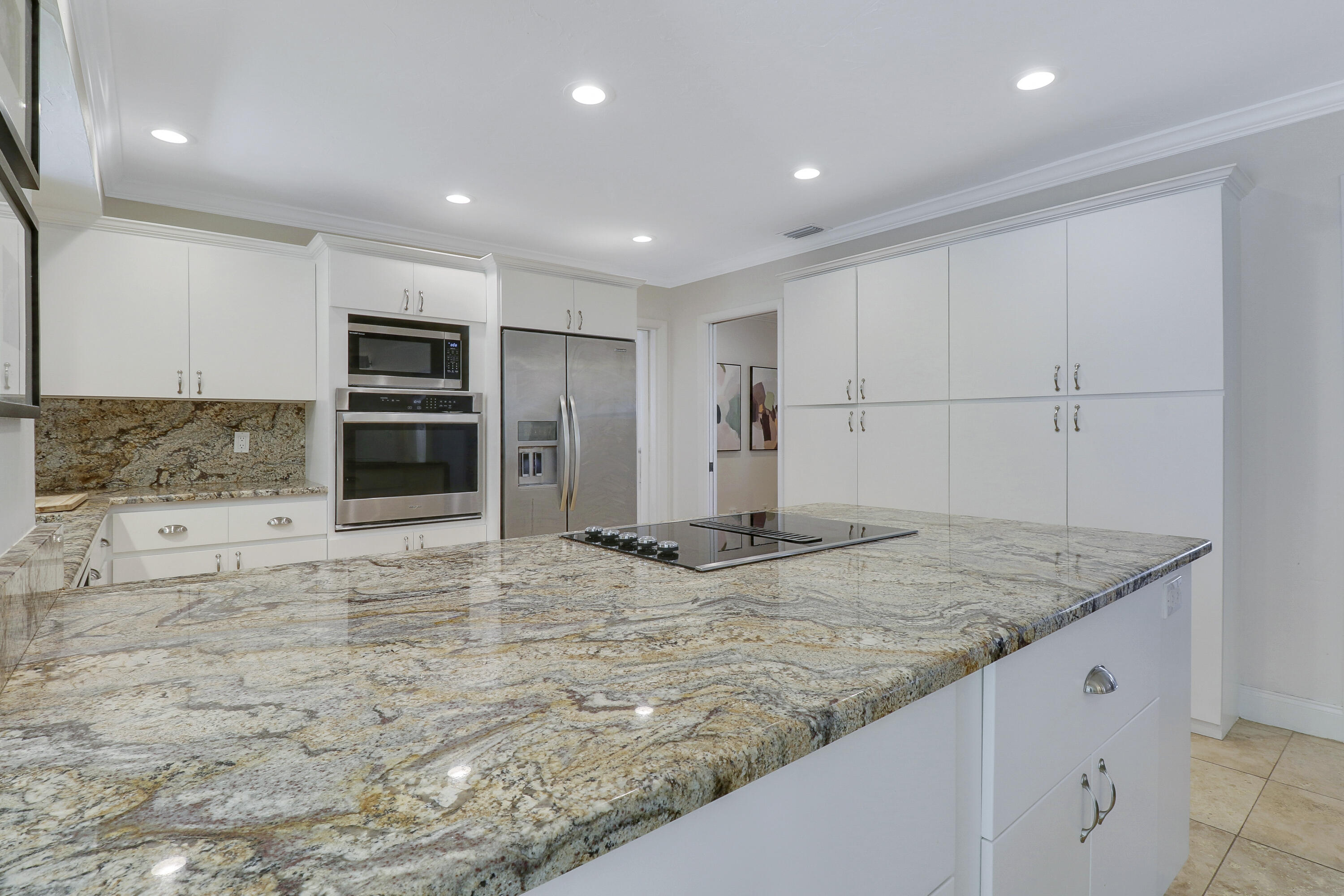 4624 Holly Drive