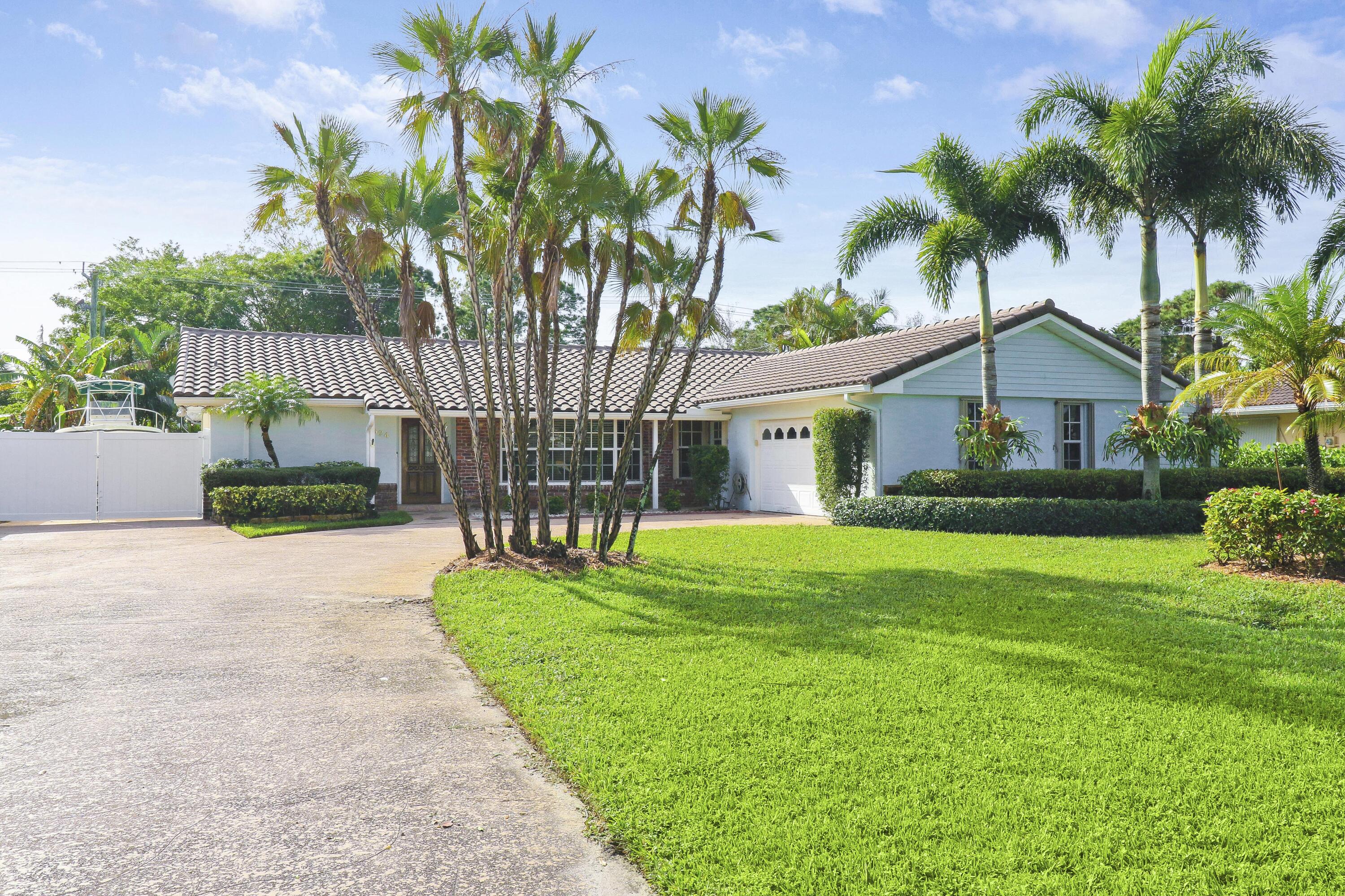 4624 Holly Drive