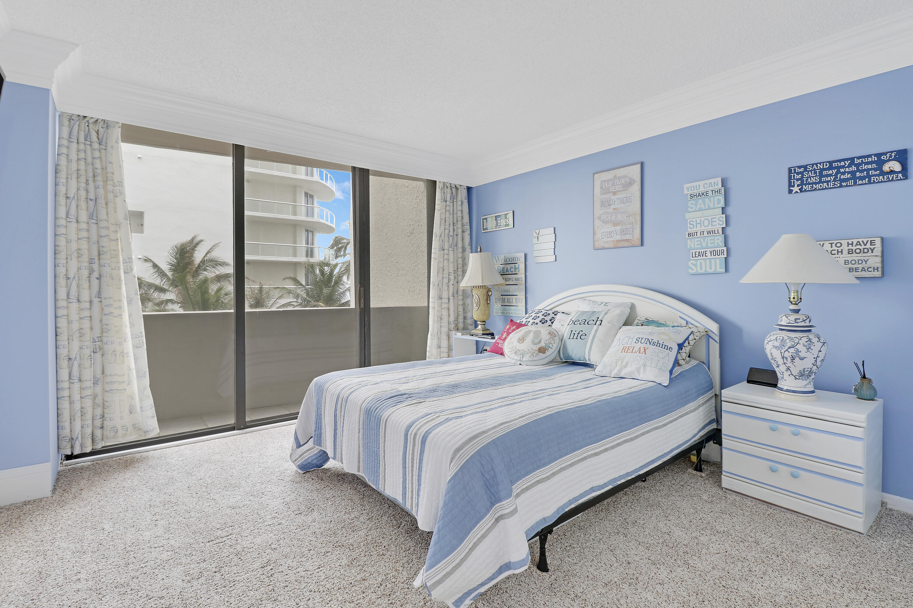 4200 N Ocean Drive Unit: 1-305