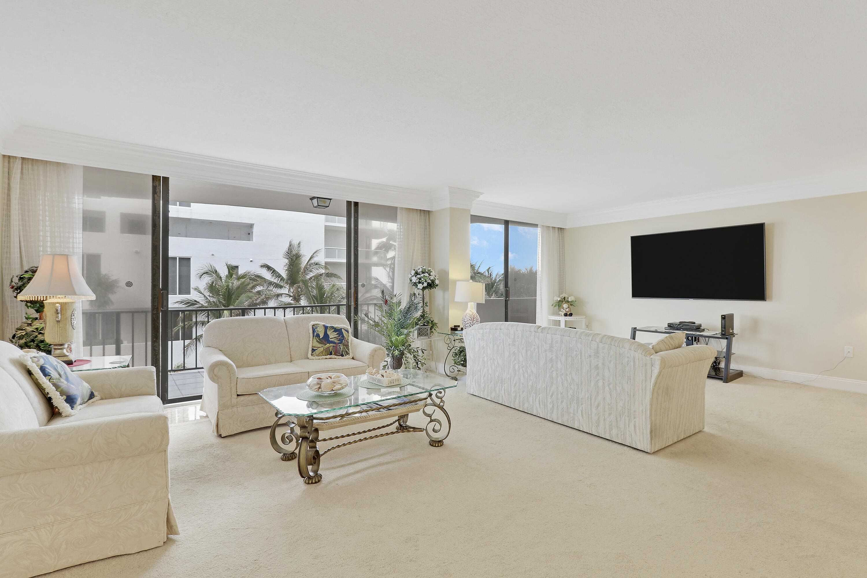 4200 N Ocean Drive Unit: 1-305