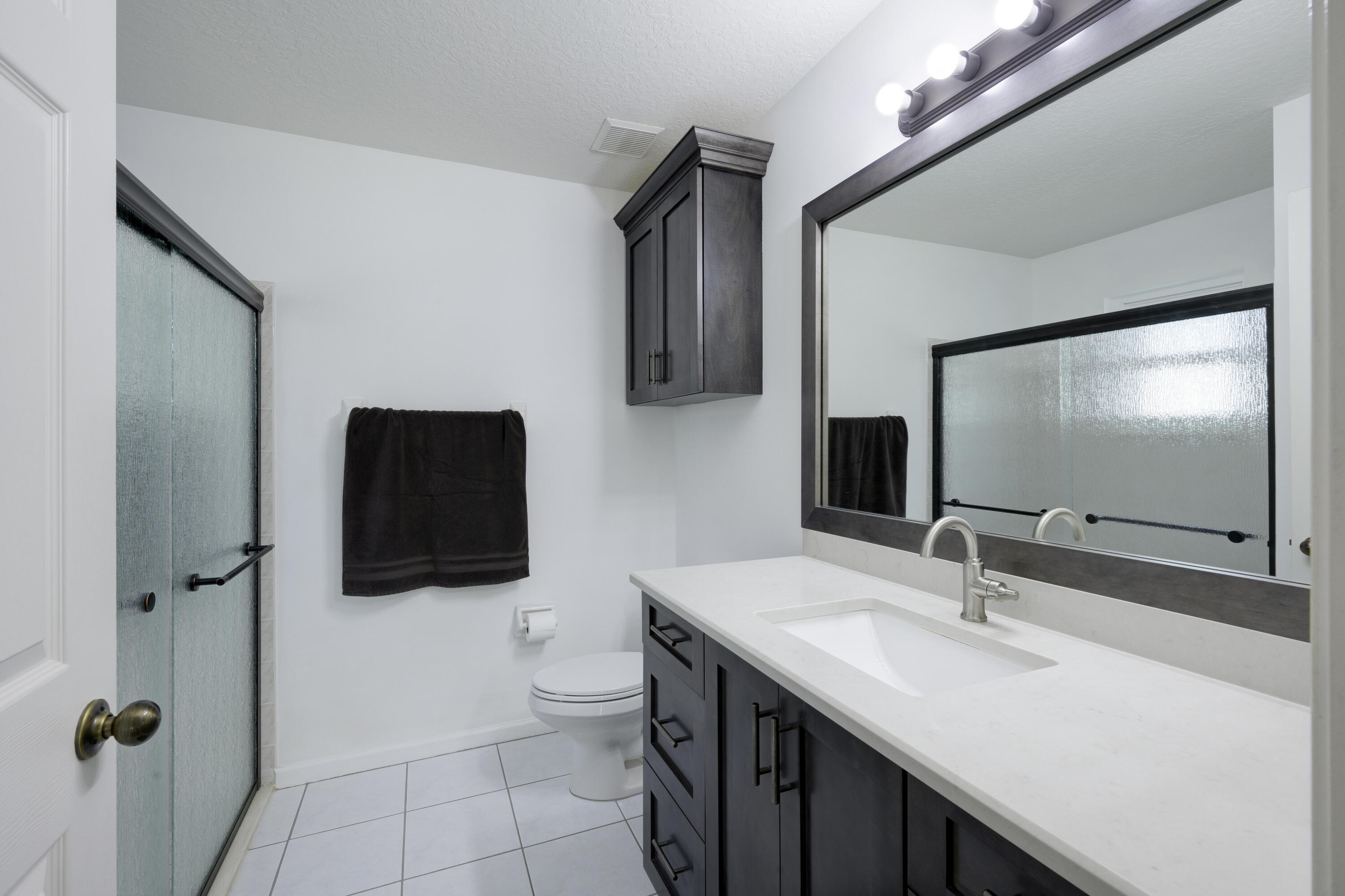 1060 Salmon Isle