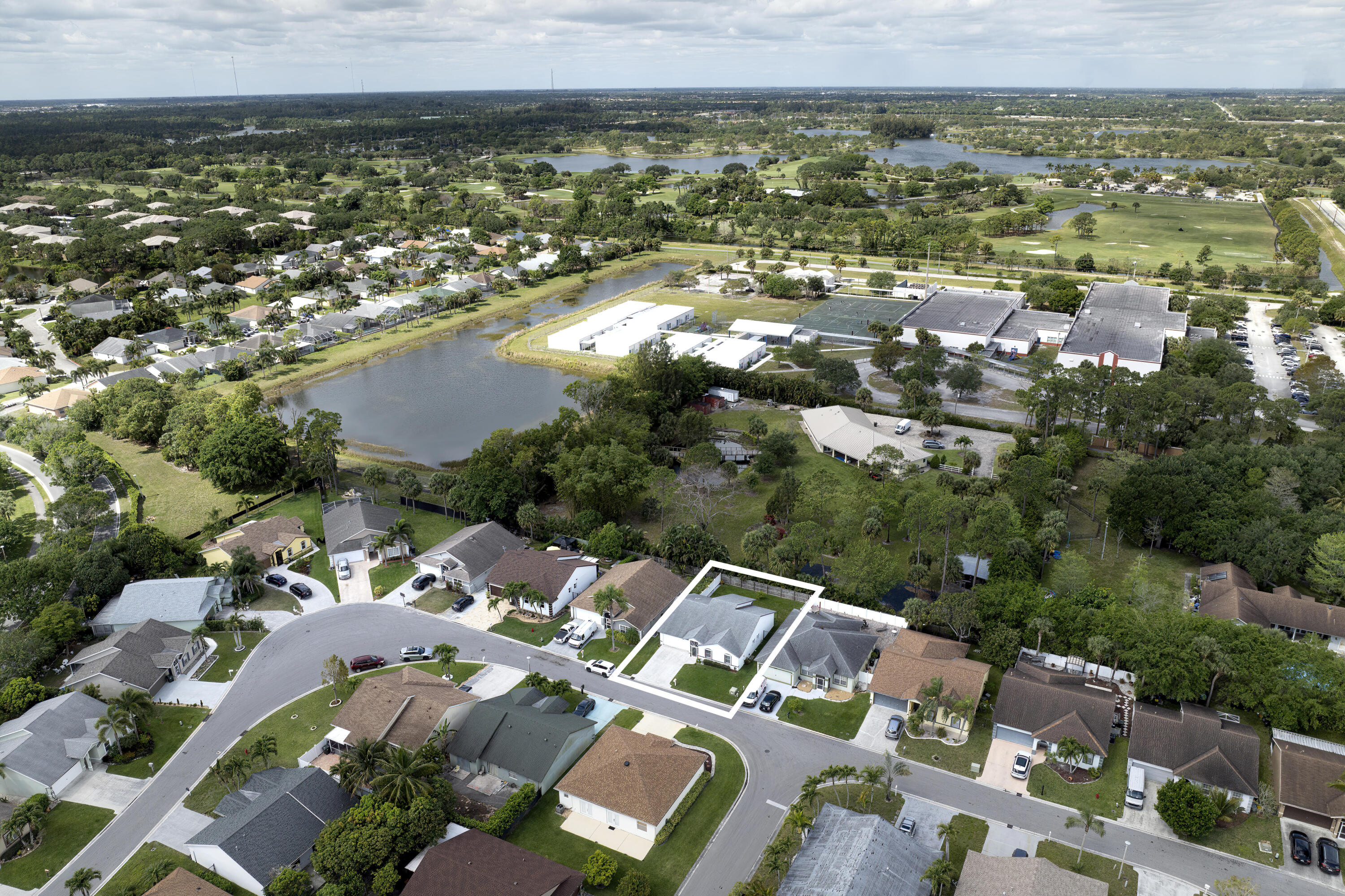 1060 Salmon Isle