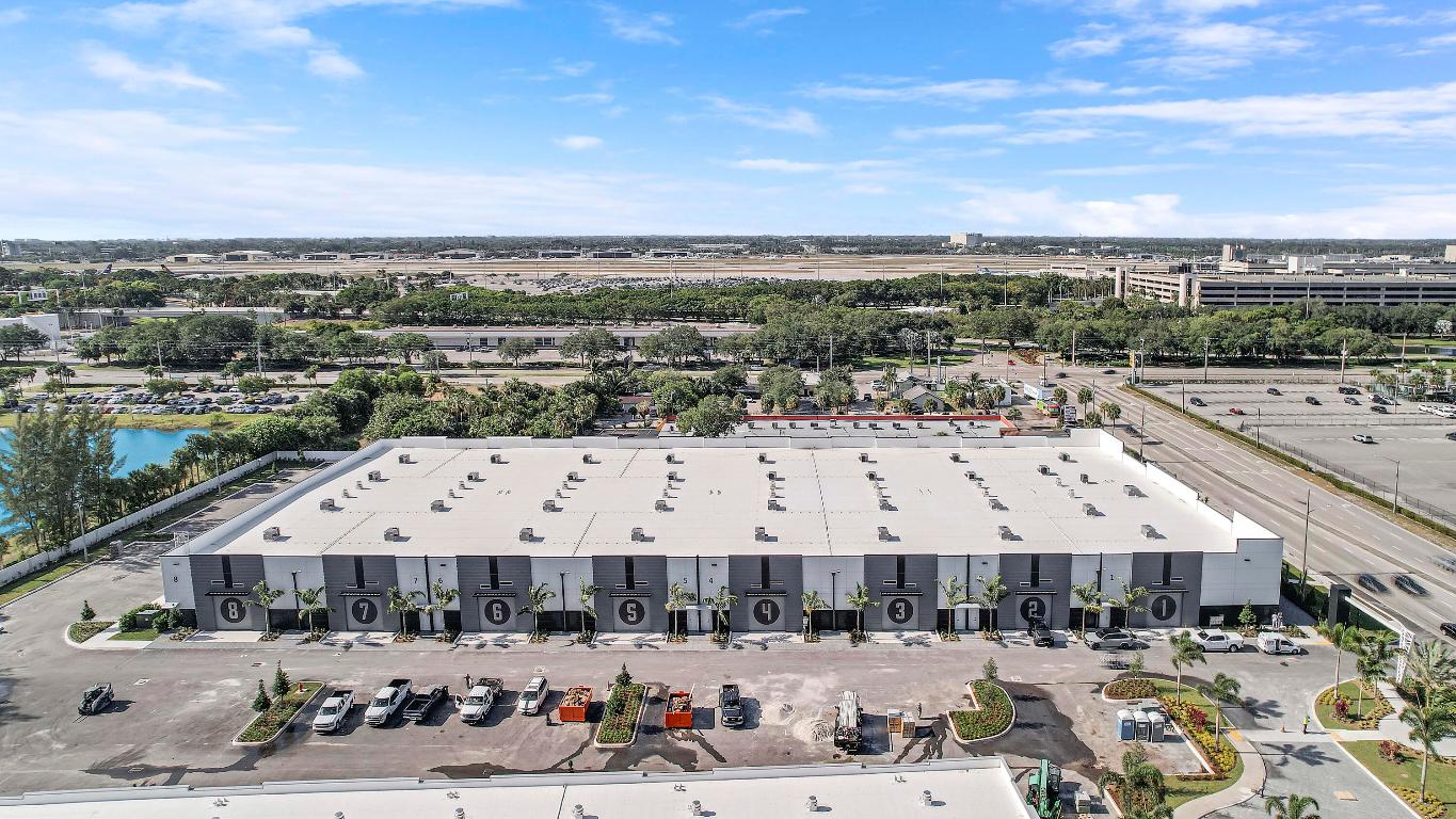 1050 N Congress Avenue A15/A16