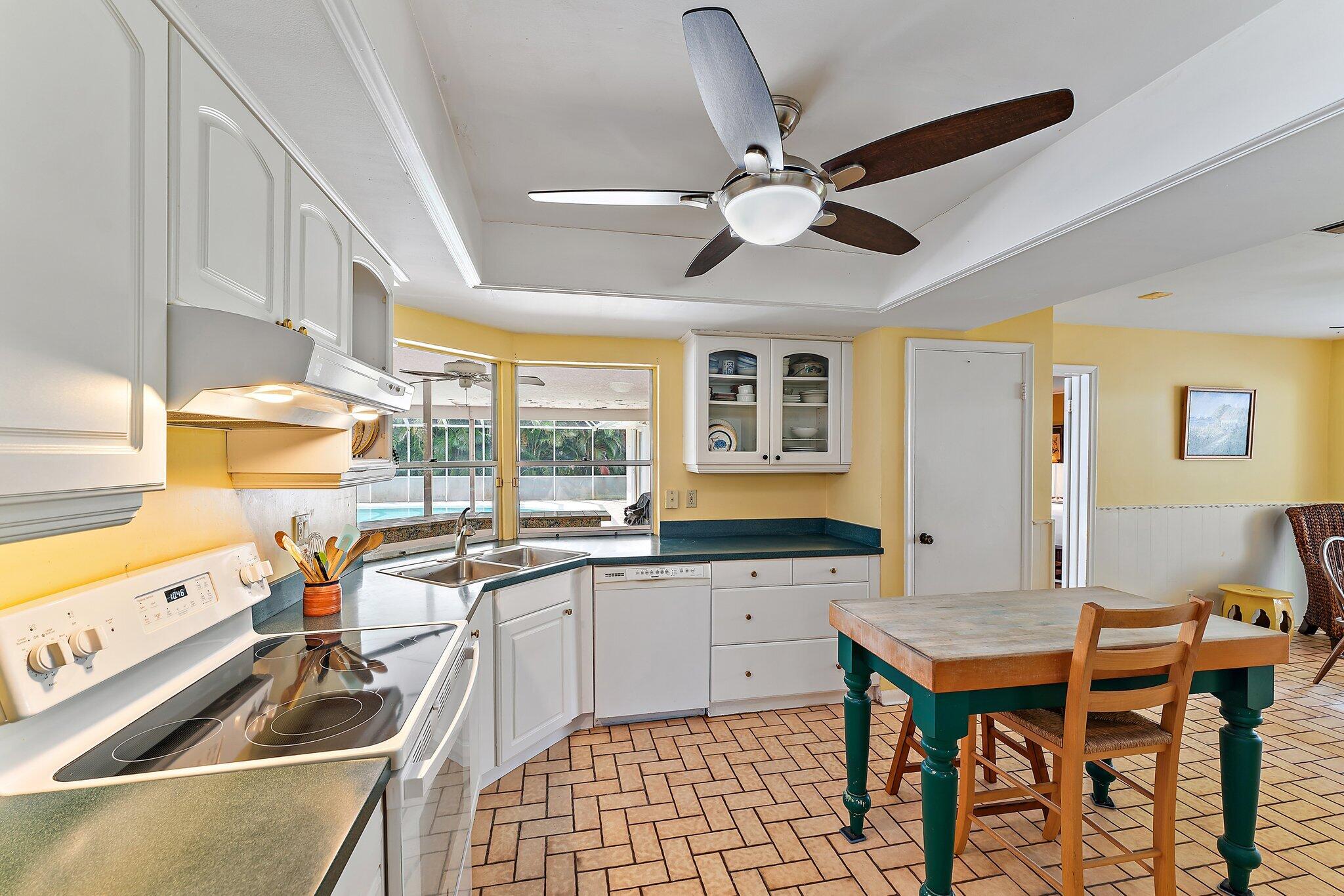 100 Gulfstream Road