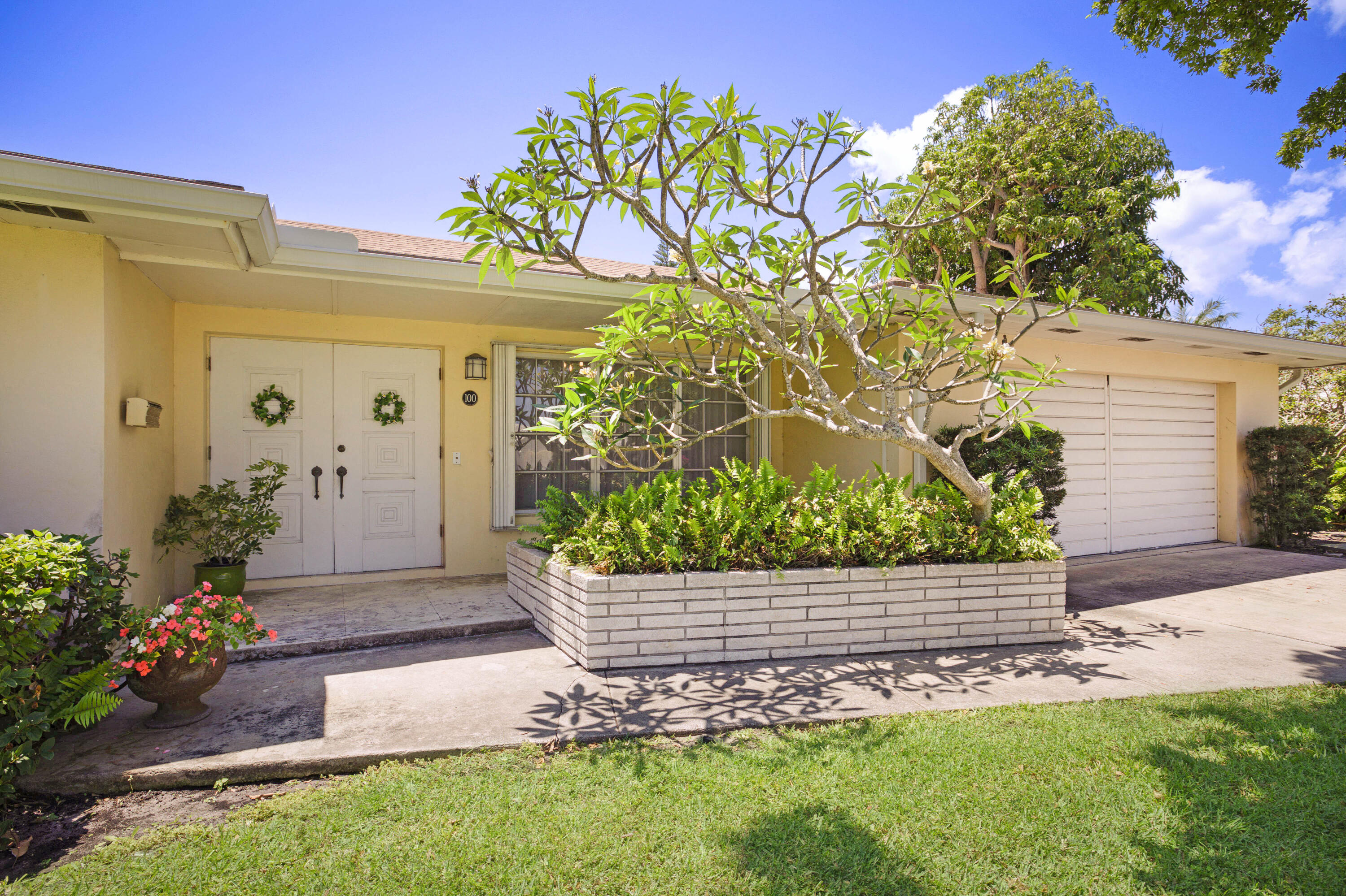 100 Gulfstream Road