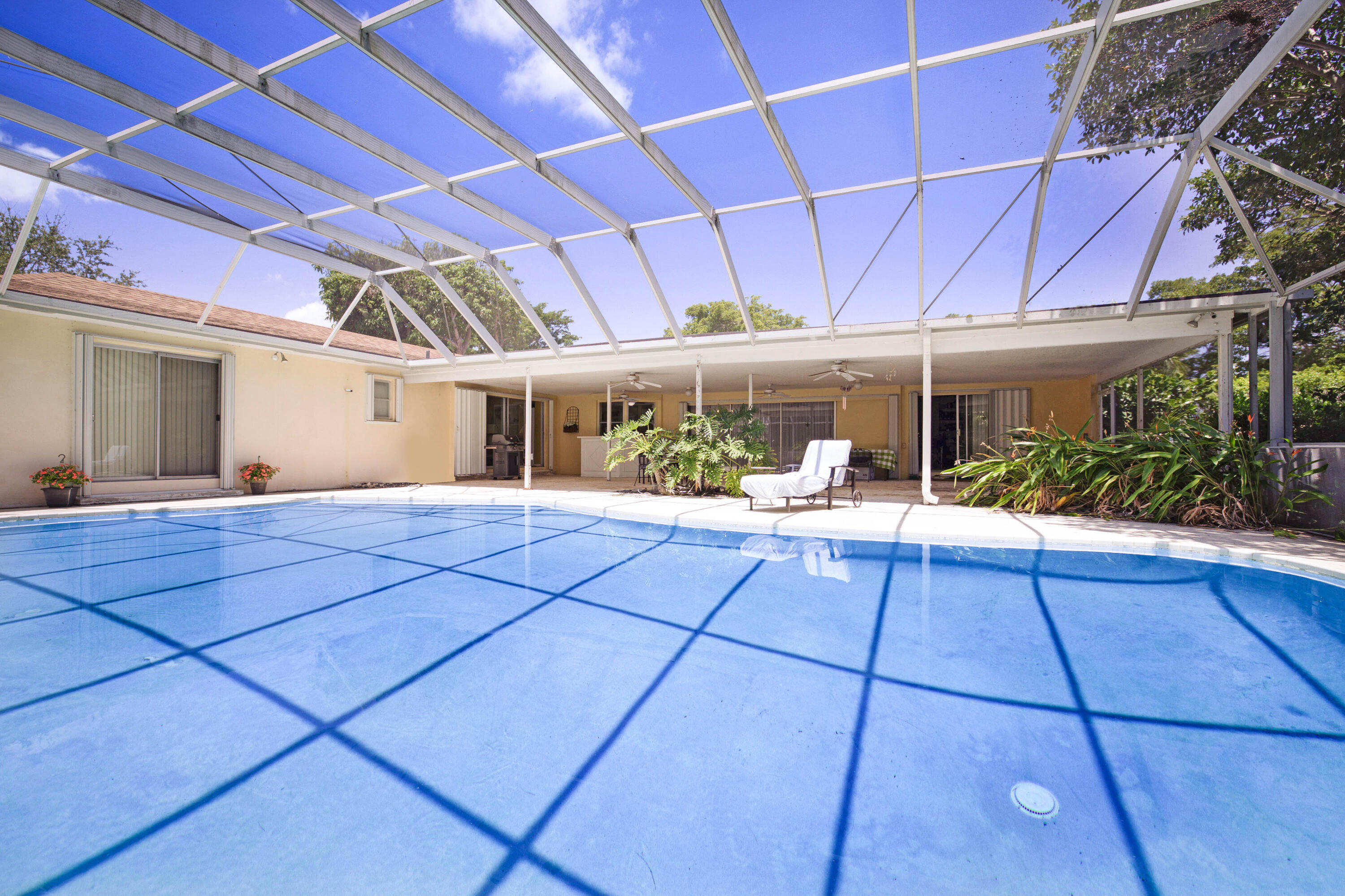 100 Gulfstream Road