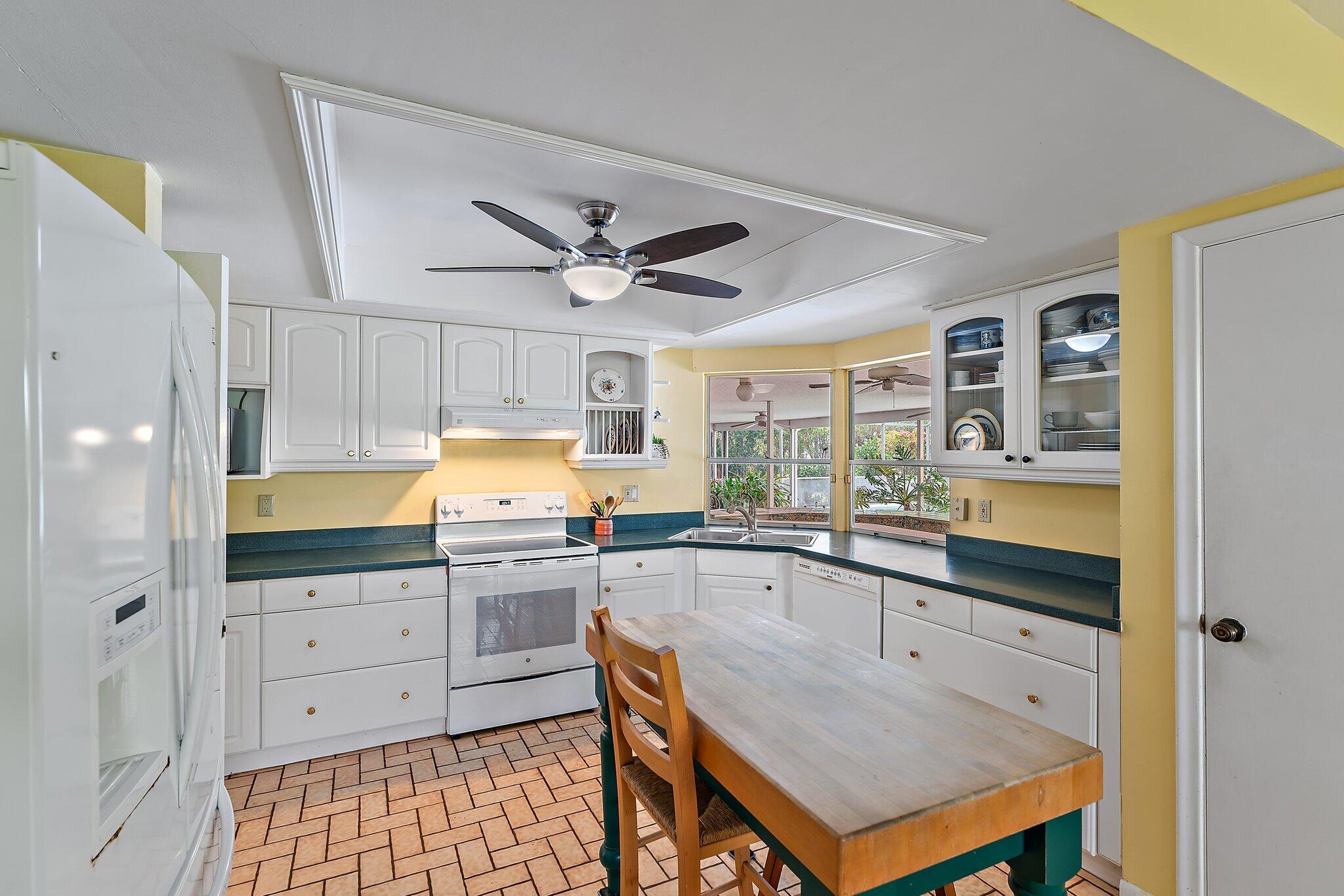 100 Gulfstream Road