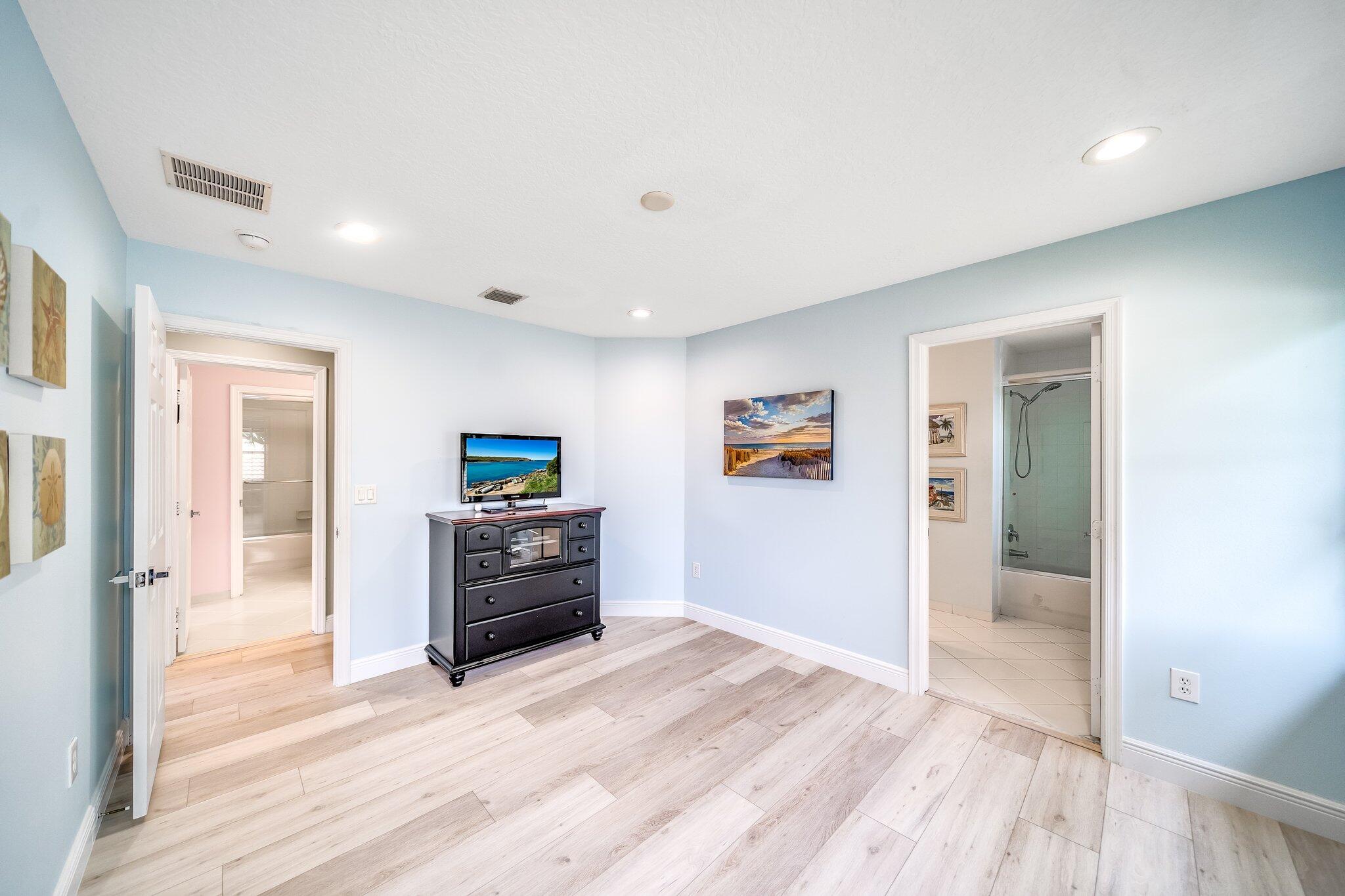 3160 Hartridge Terrace