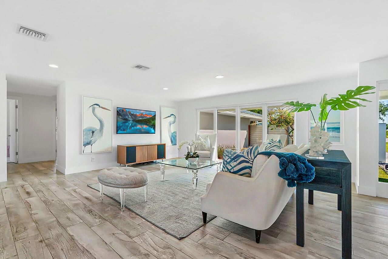 544 Anchorage Drive