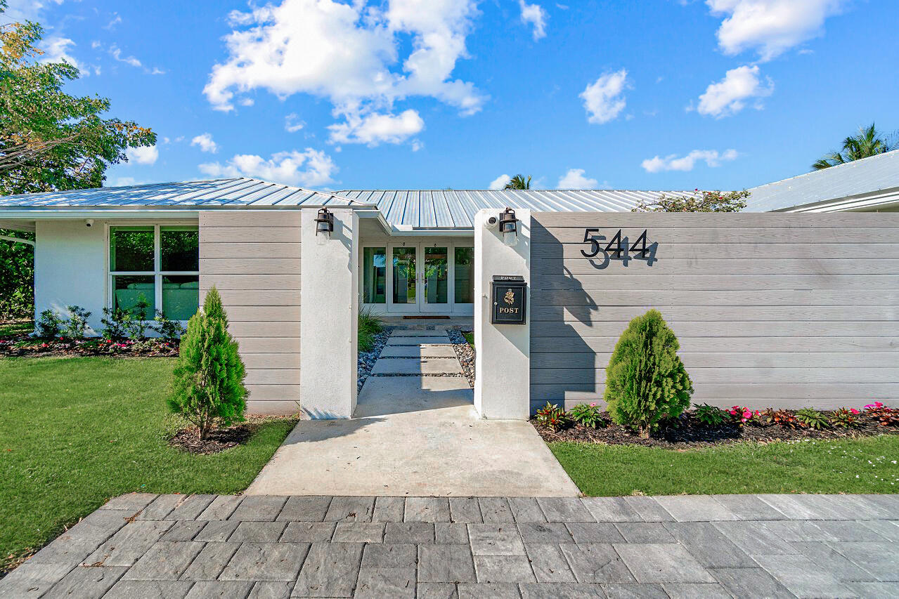 544 Anchorage Drive