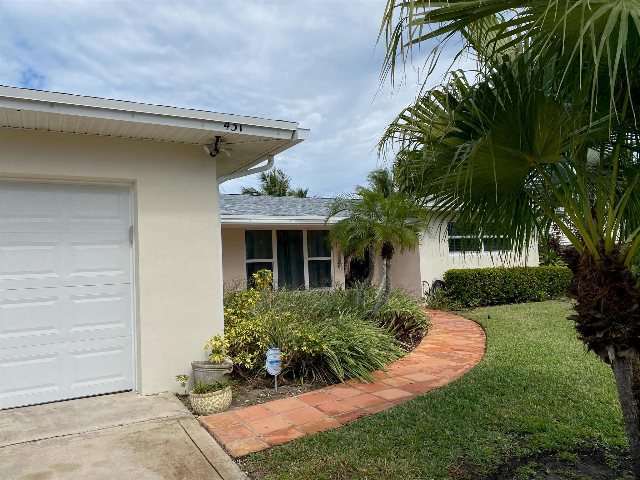 431 Sunset Way