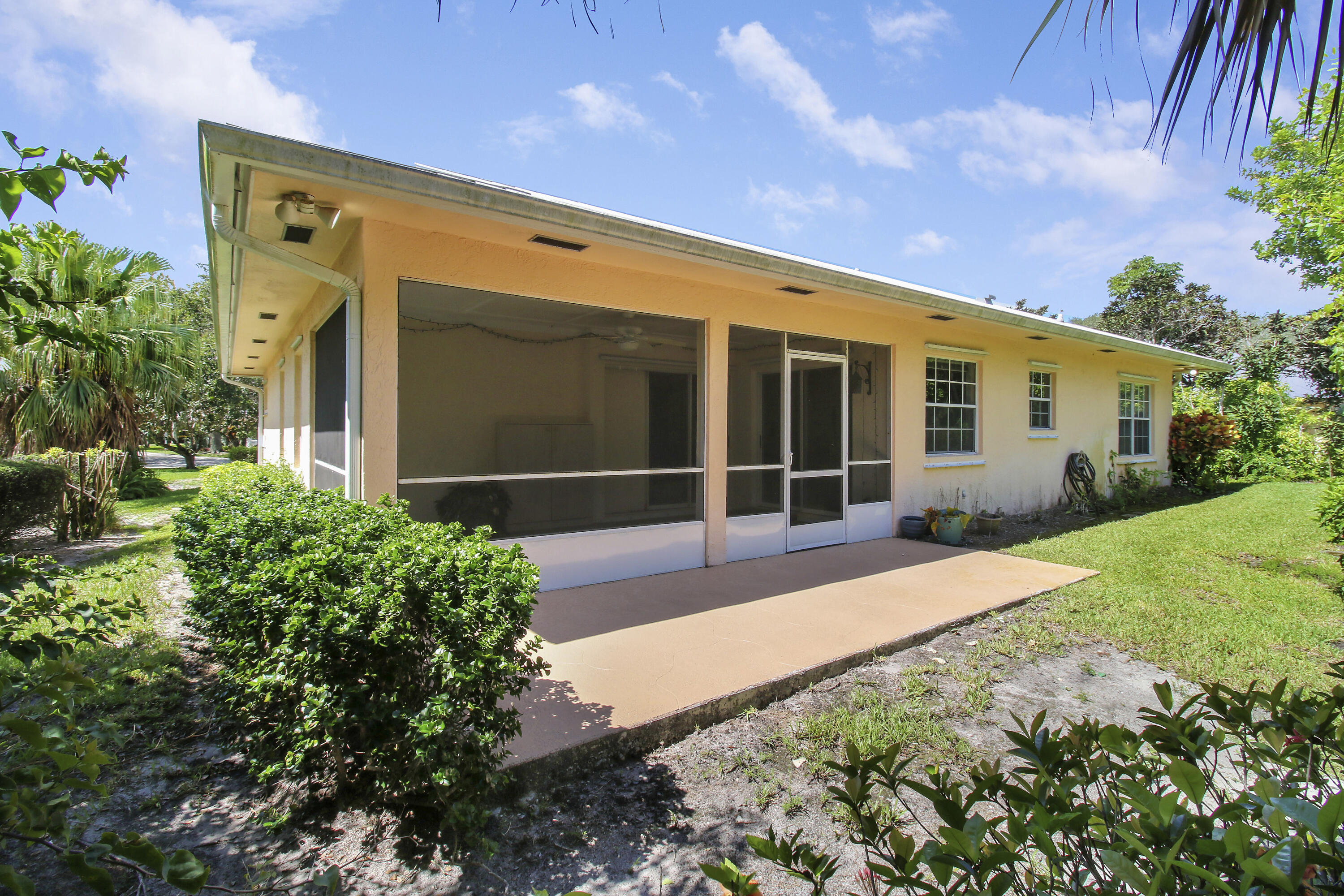 5557 SE Running Oaks Circle