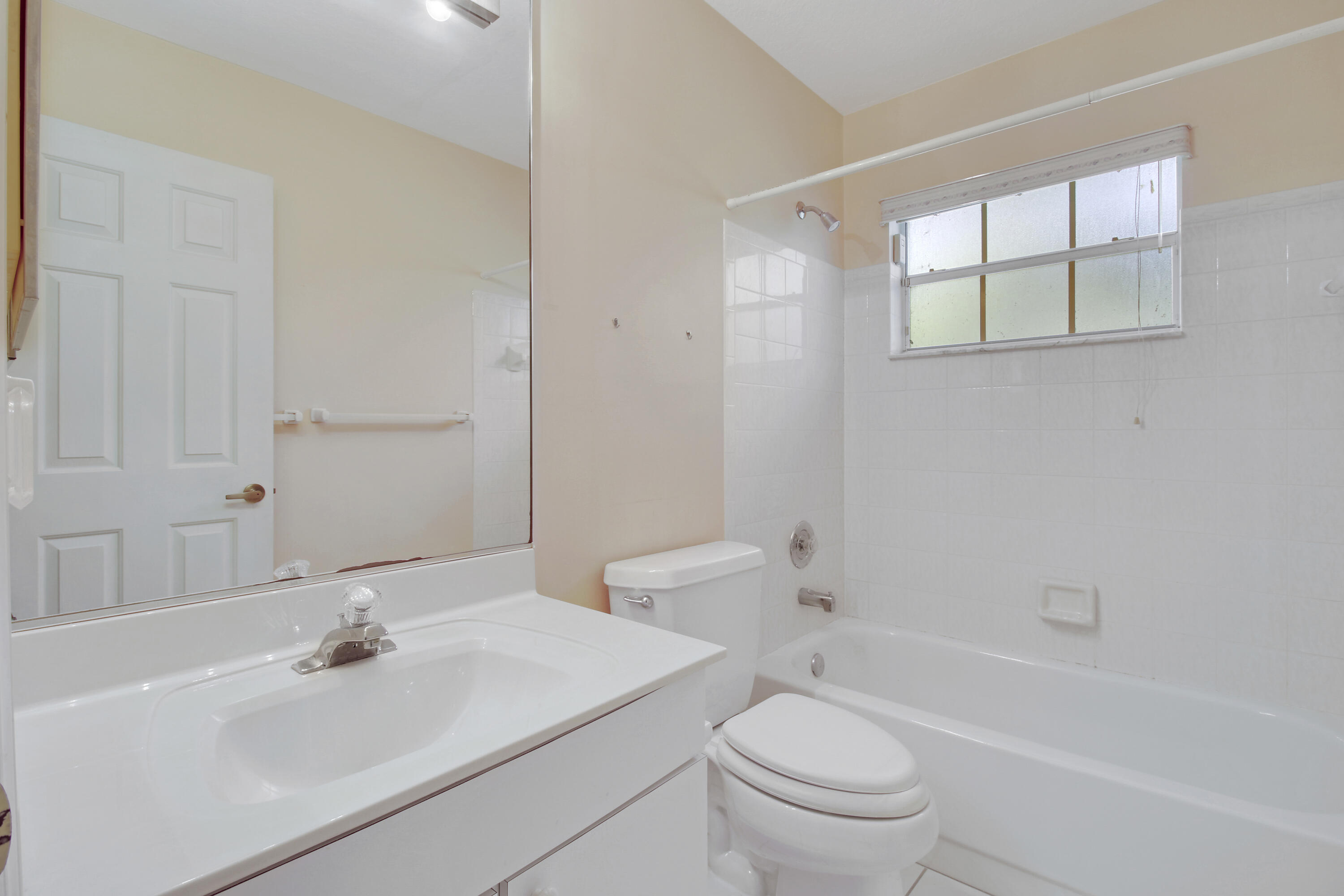 5557 SE Running Oaks Circle