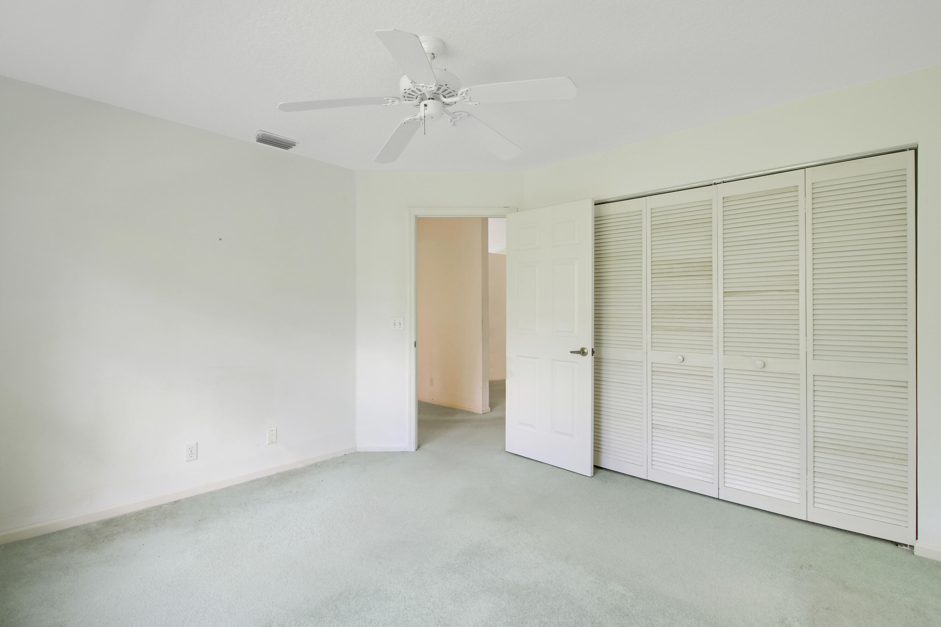 5557 SE Running Oaks Circle
