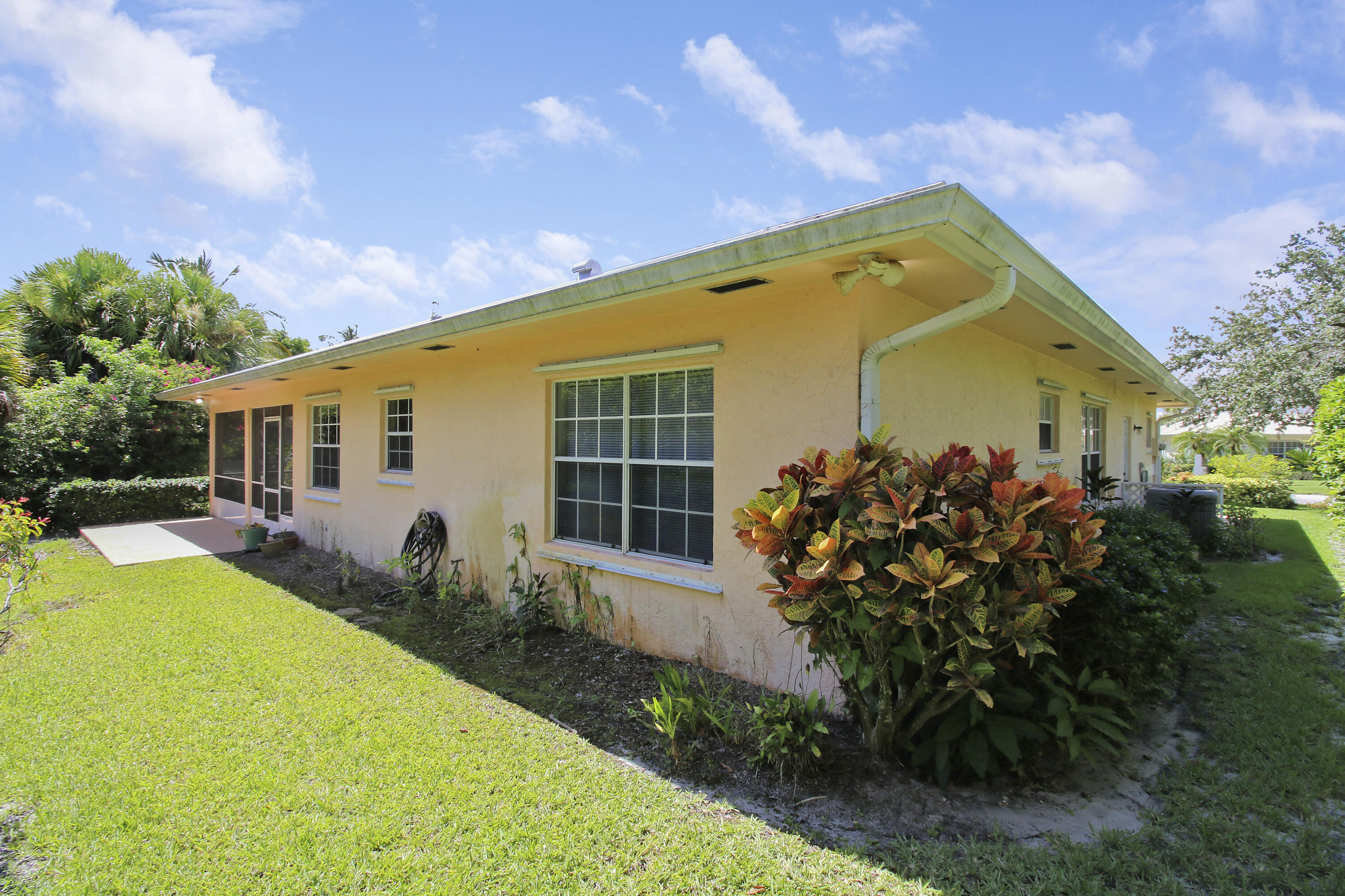 5557 SE Running Oaks Circle