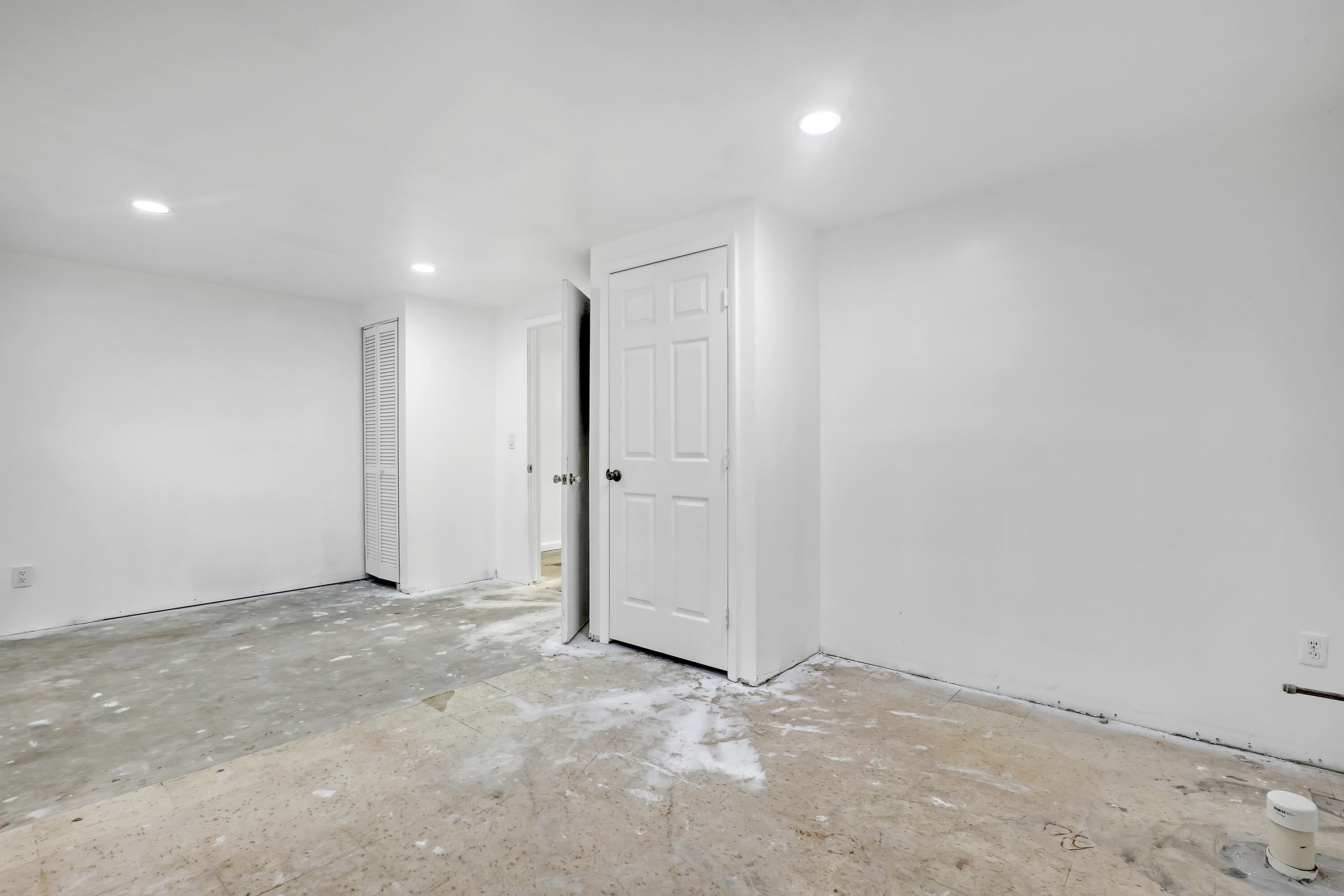 528 Kingfish Road