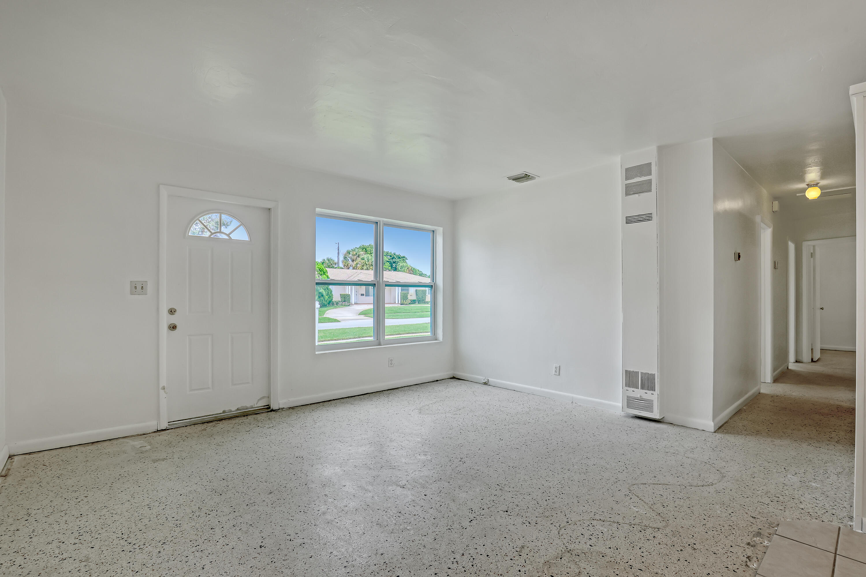 528 Kingfish Road