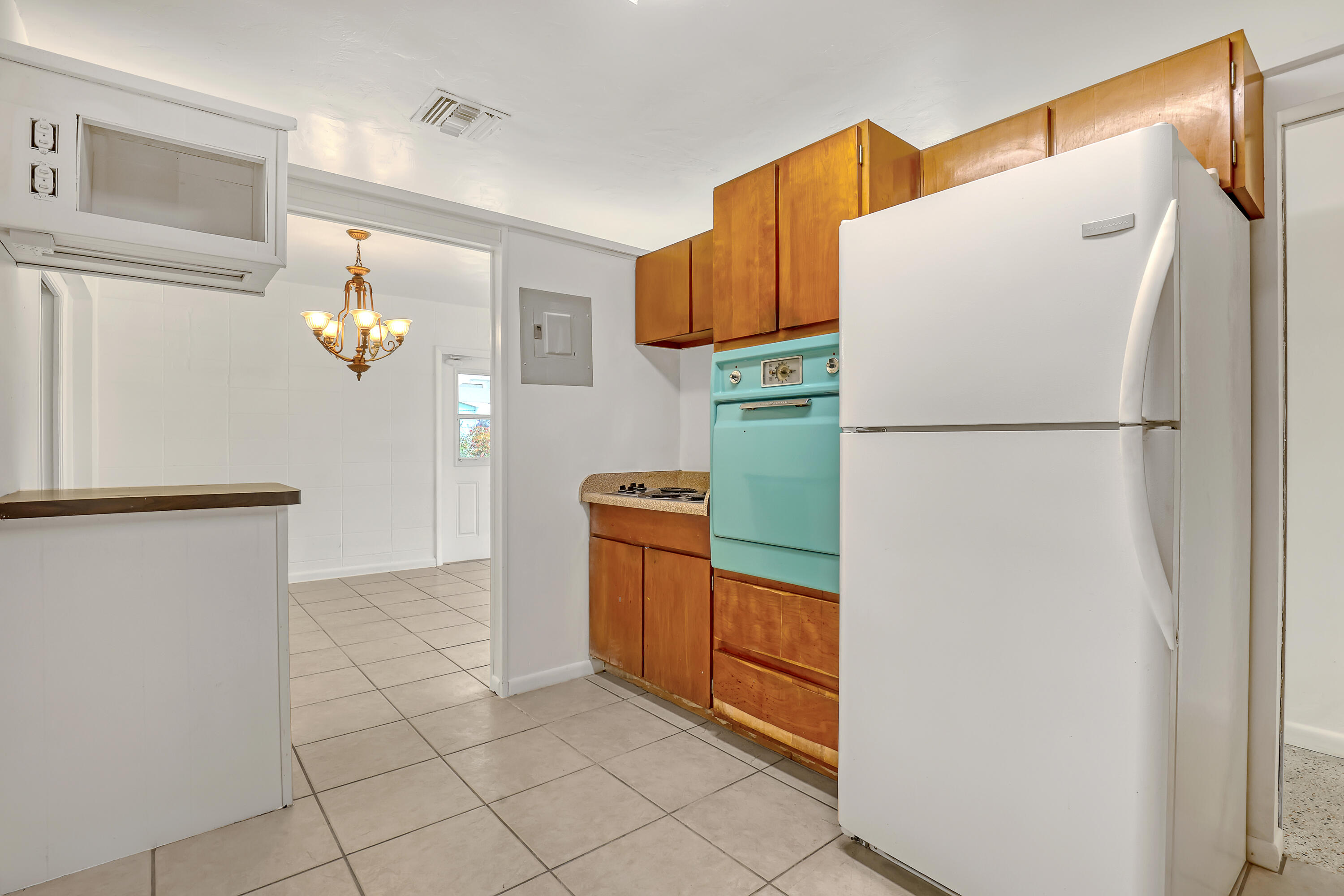 528 Kingfish Road